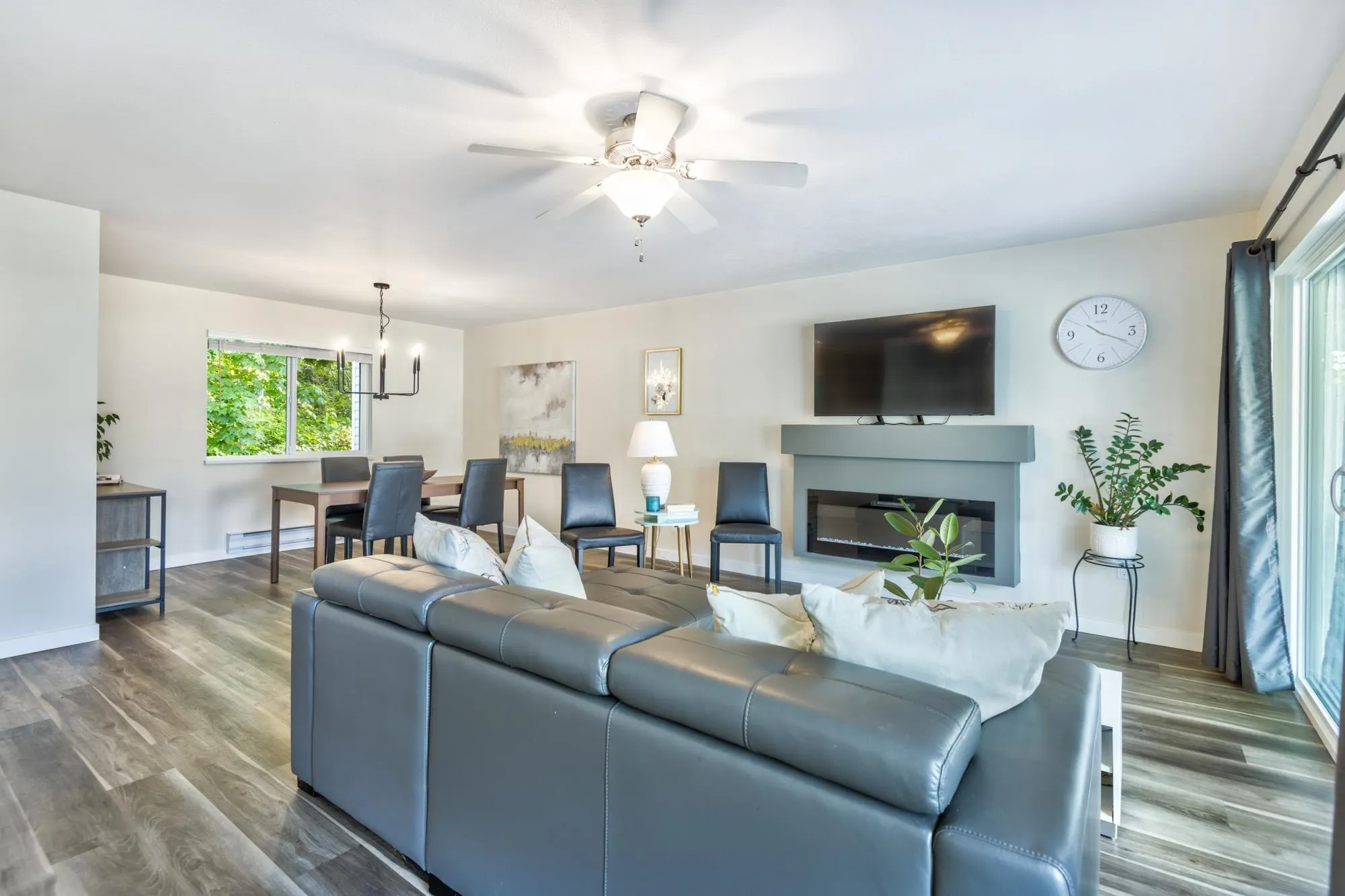 227 22555 116 Avenue