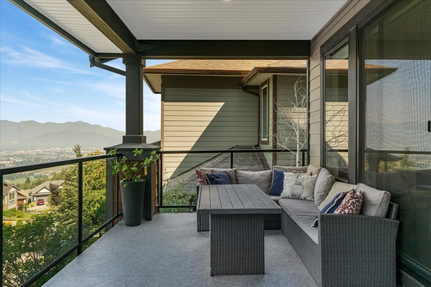 5486 Maclachlan Place