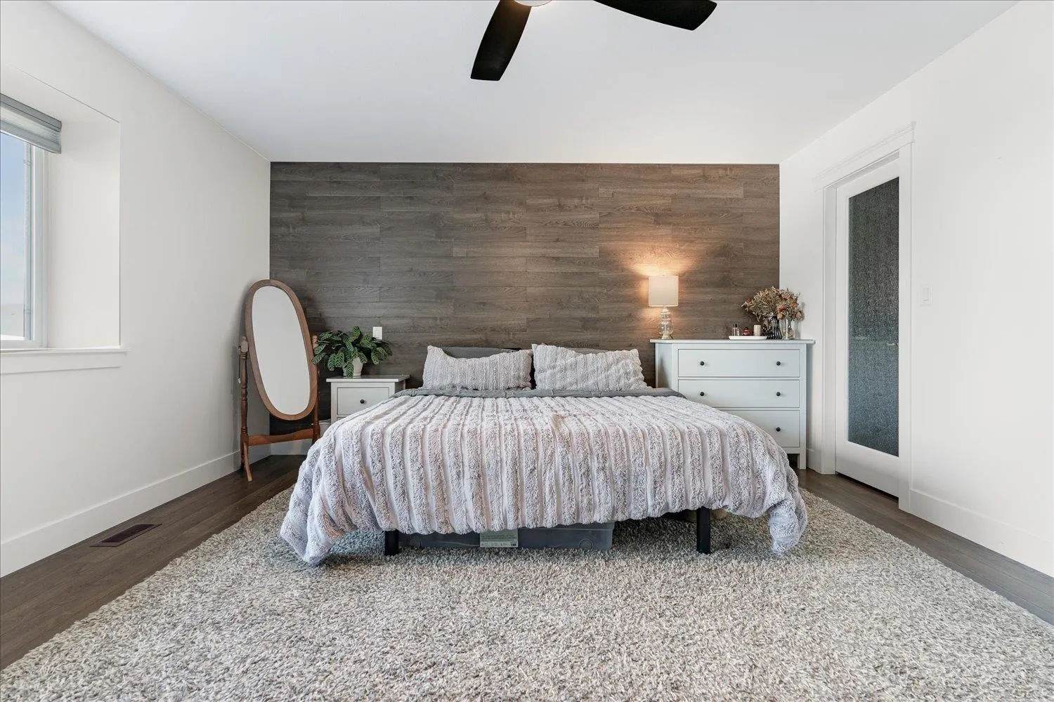 5486 Maclachlan Place
