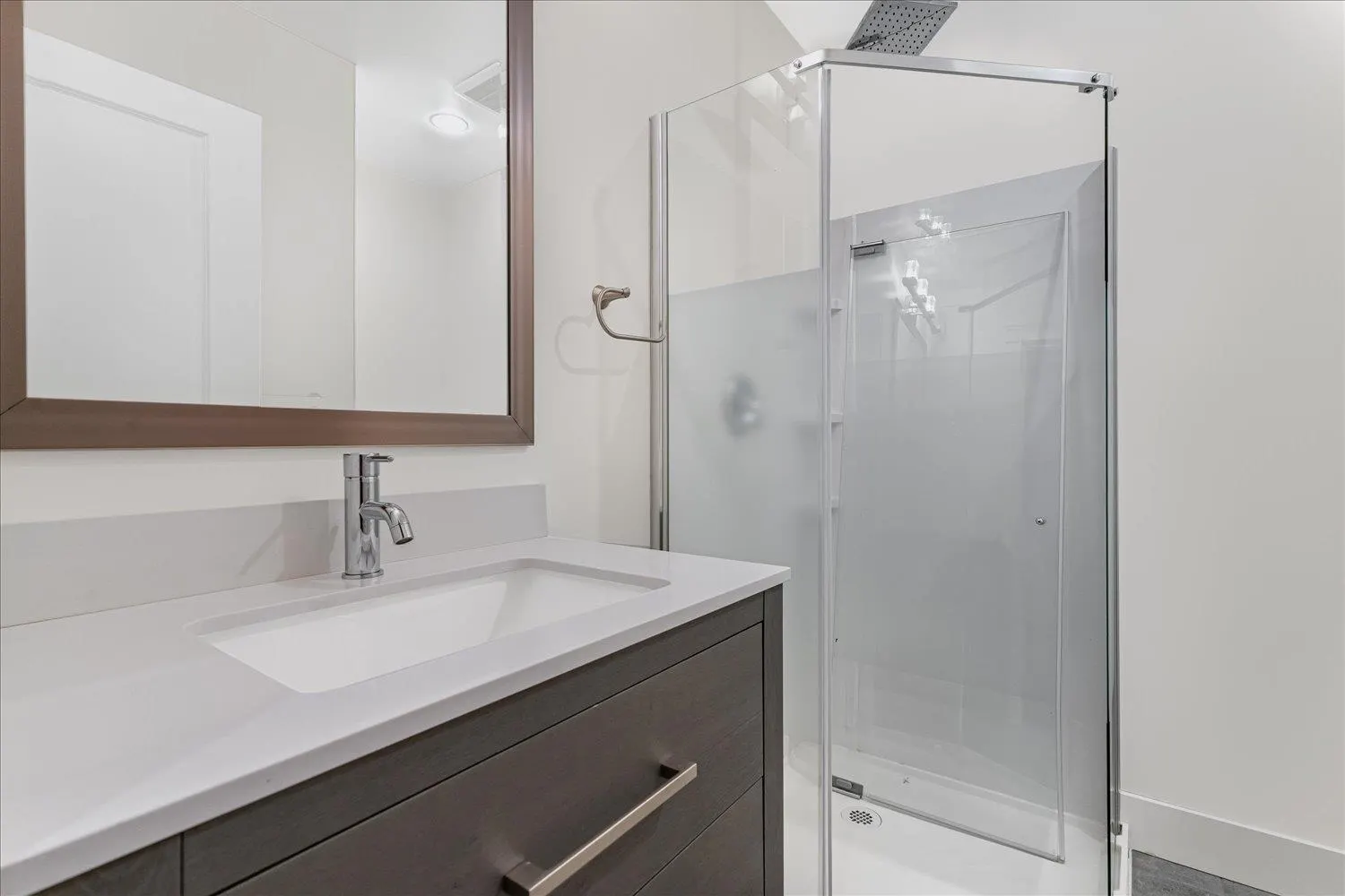5486 Maclachlan Place
