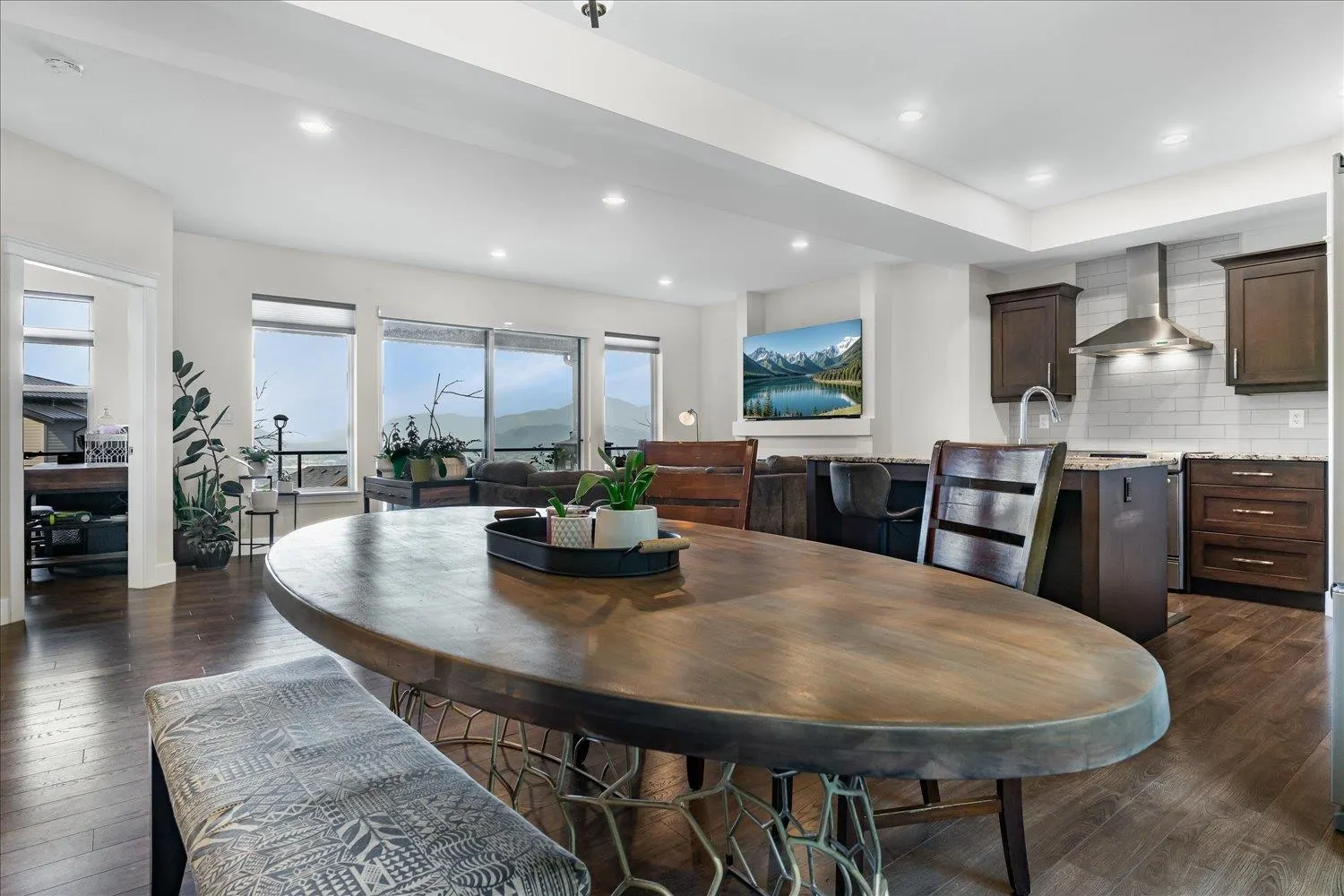 5486 Maclachlan Place