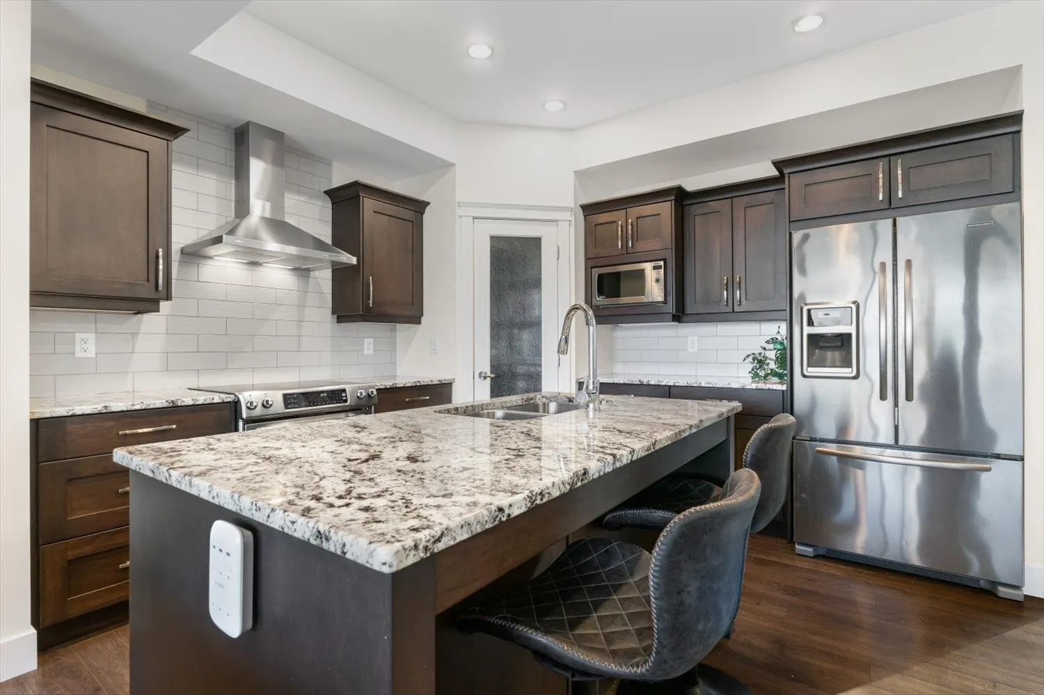 5486 Maclachlan Place