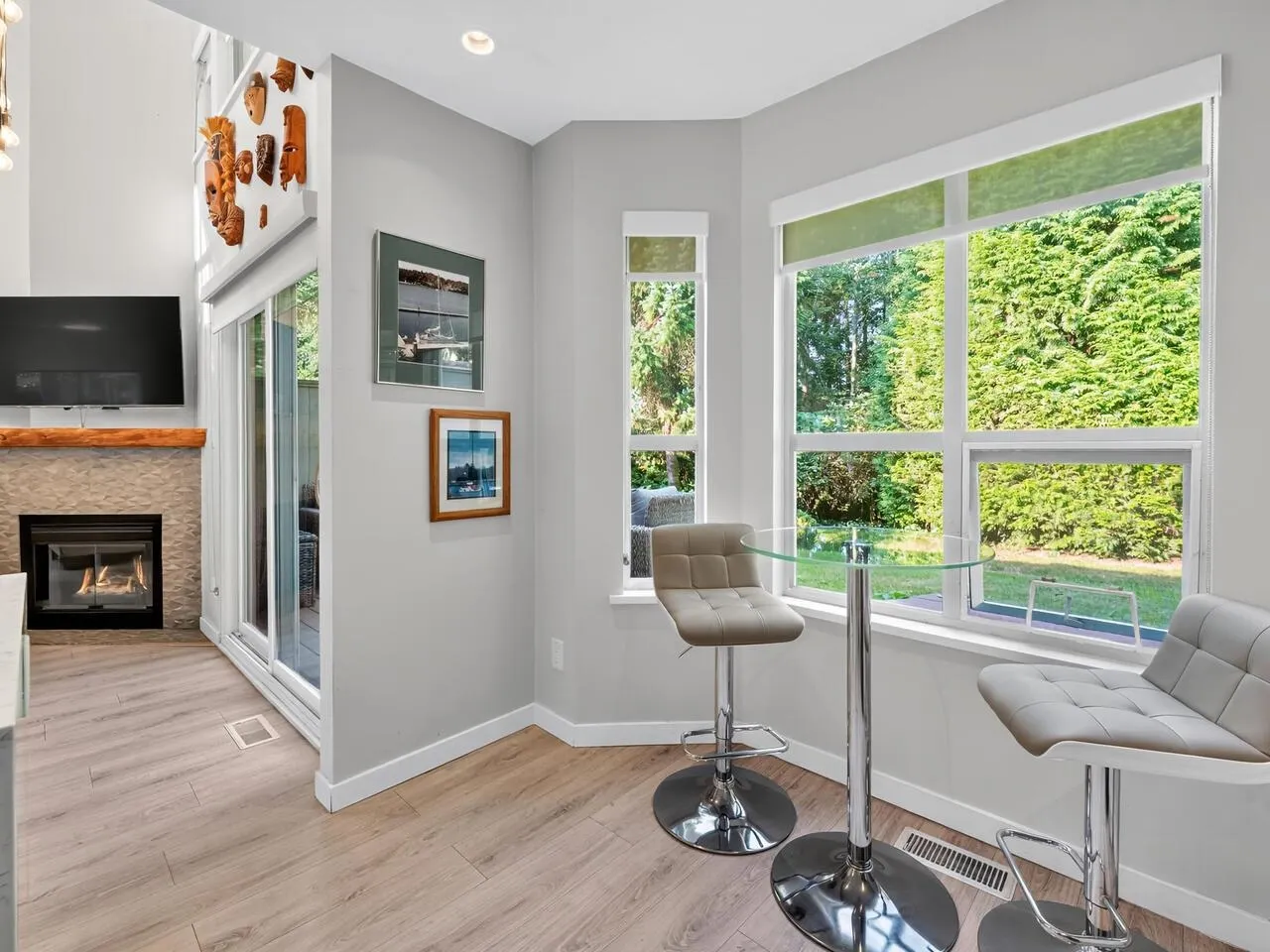 52 650 Roche Point Drive