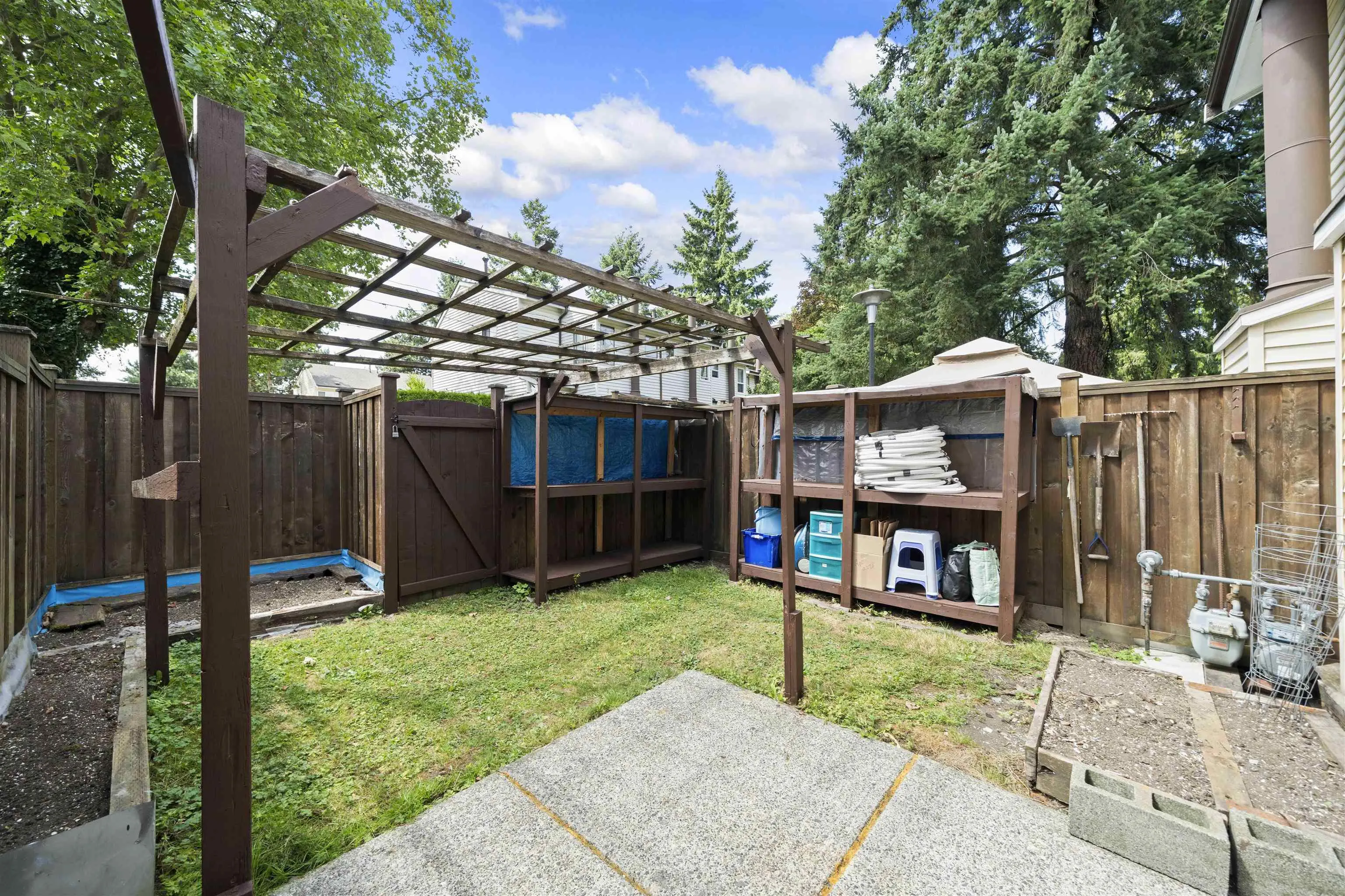 65 9366 128 Street