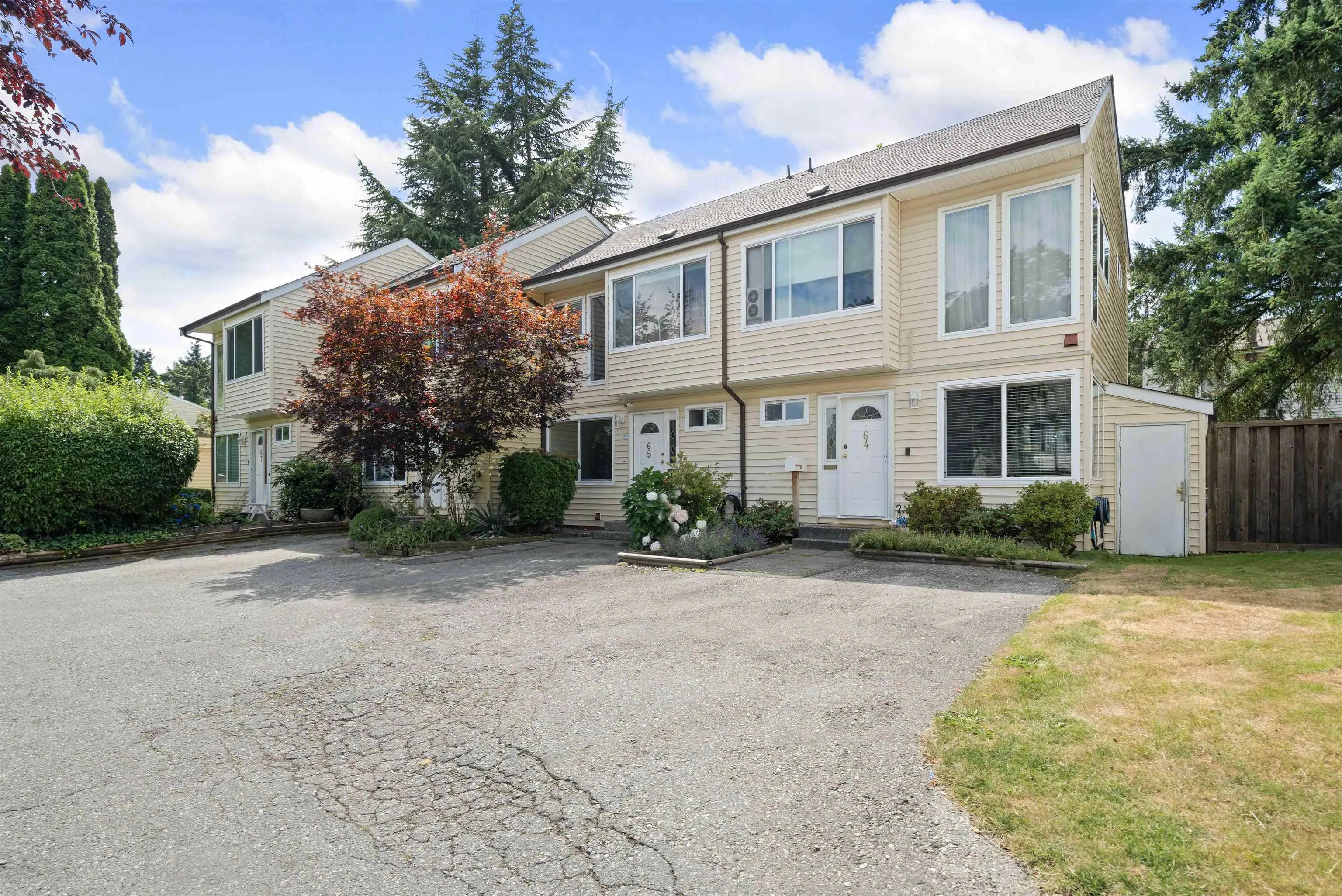 65 9366 128 Street