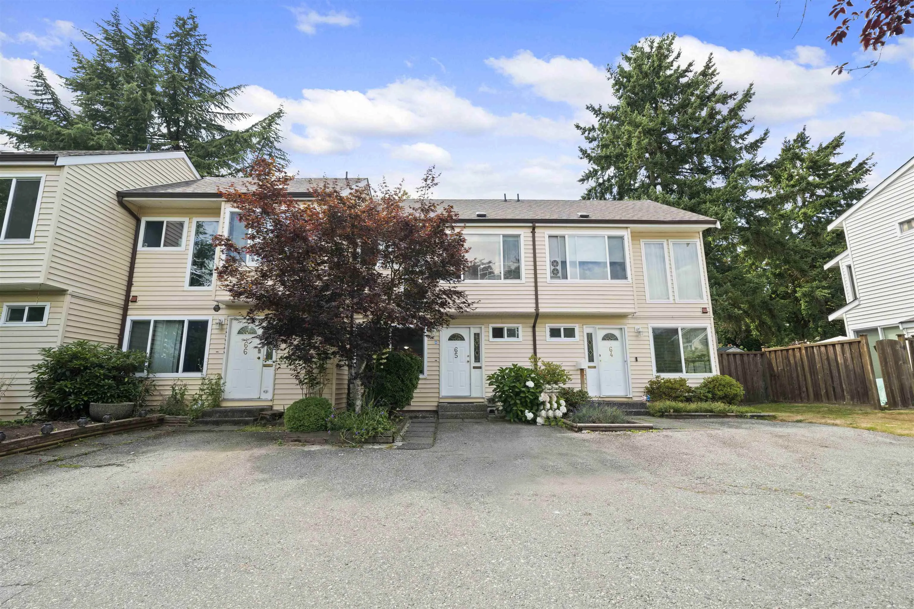 65 9366 128 Street