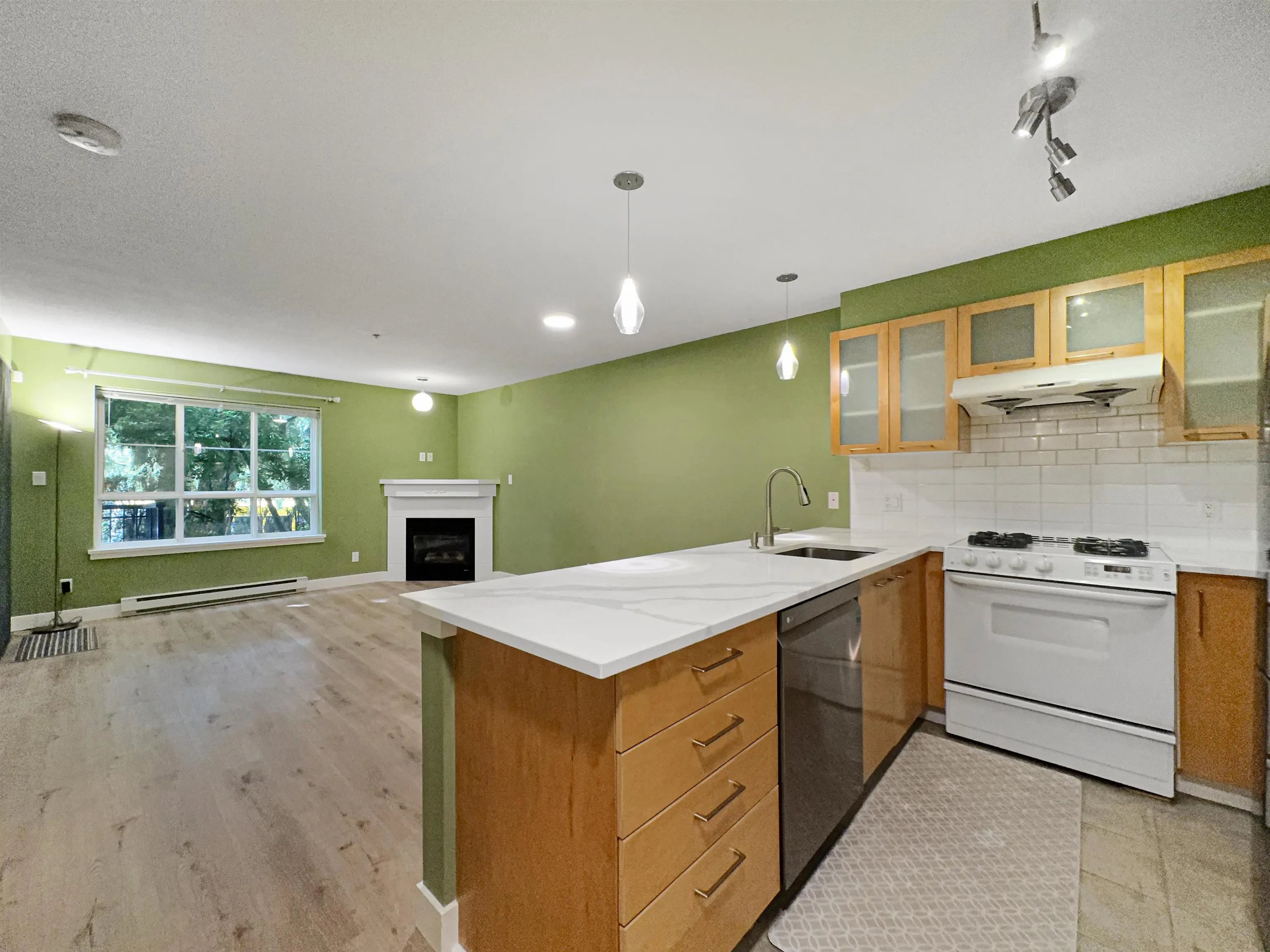 1xx 9333 Alberta Road