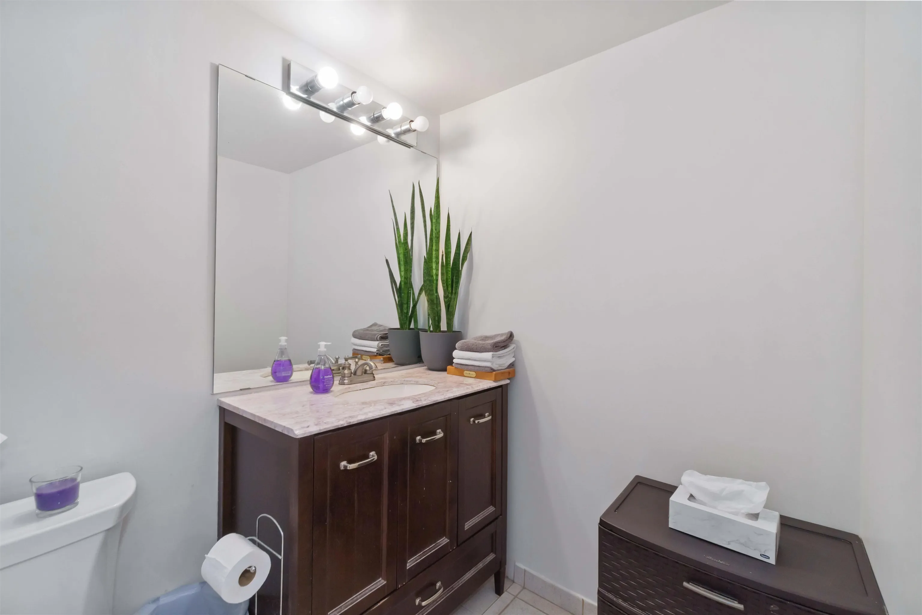 2002 3755 Bartlett Court