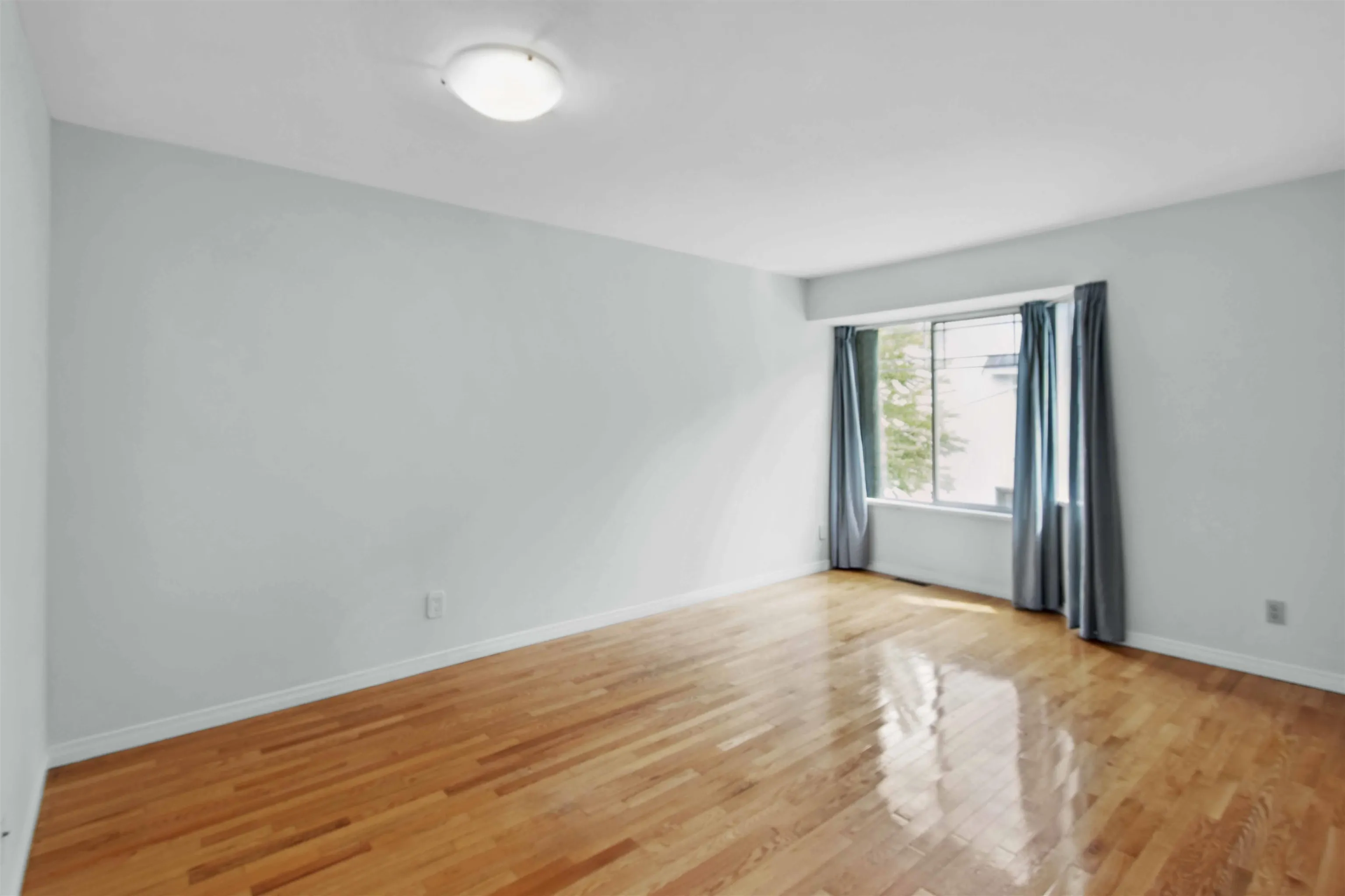 13 15550 89 Avenue