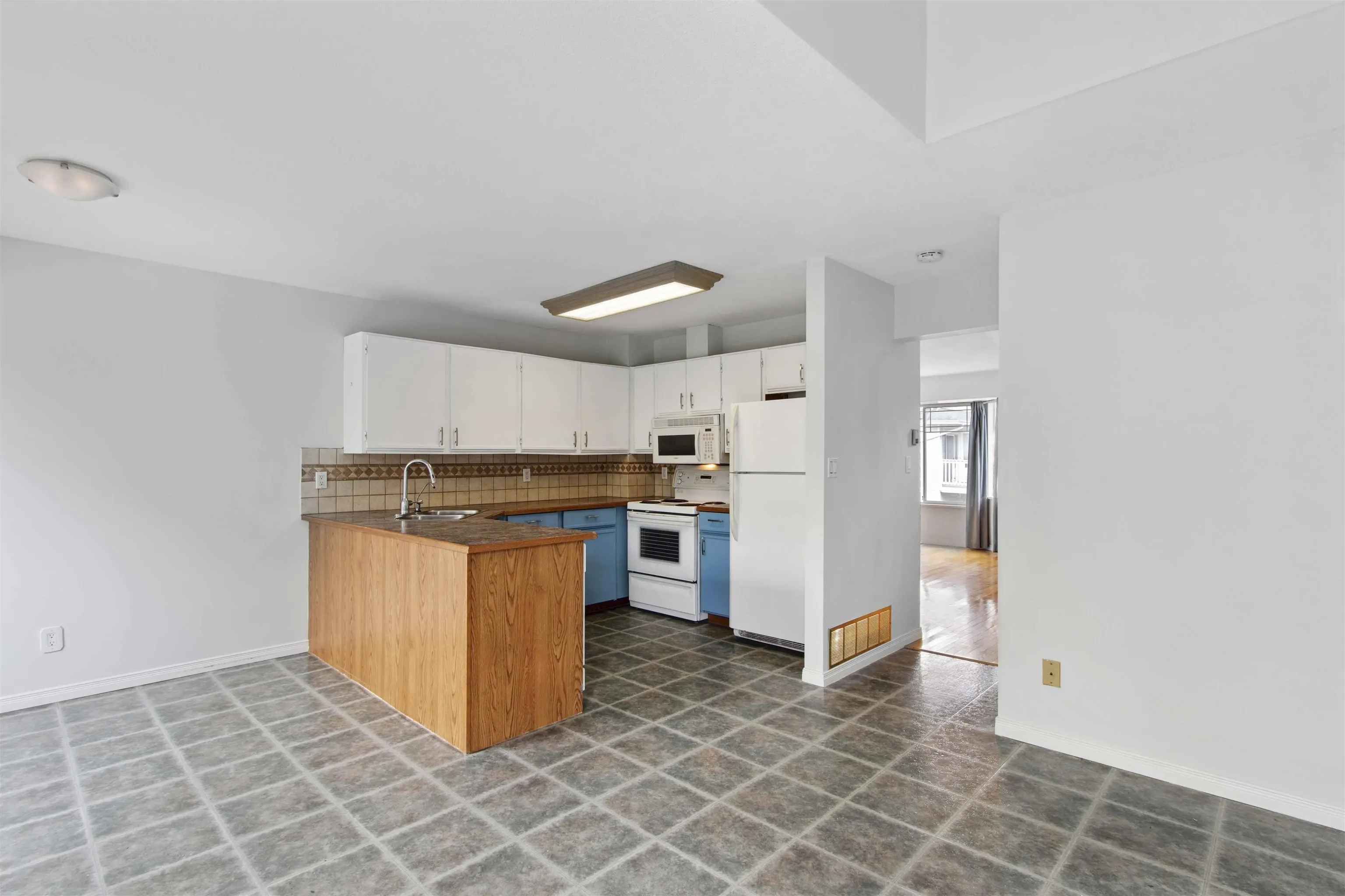 13 15550 89 Avenue