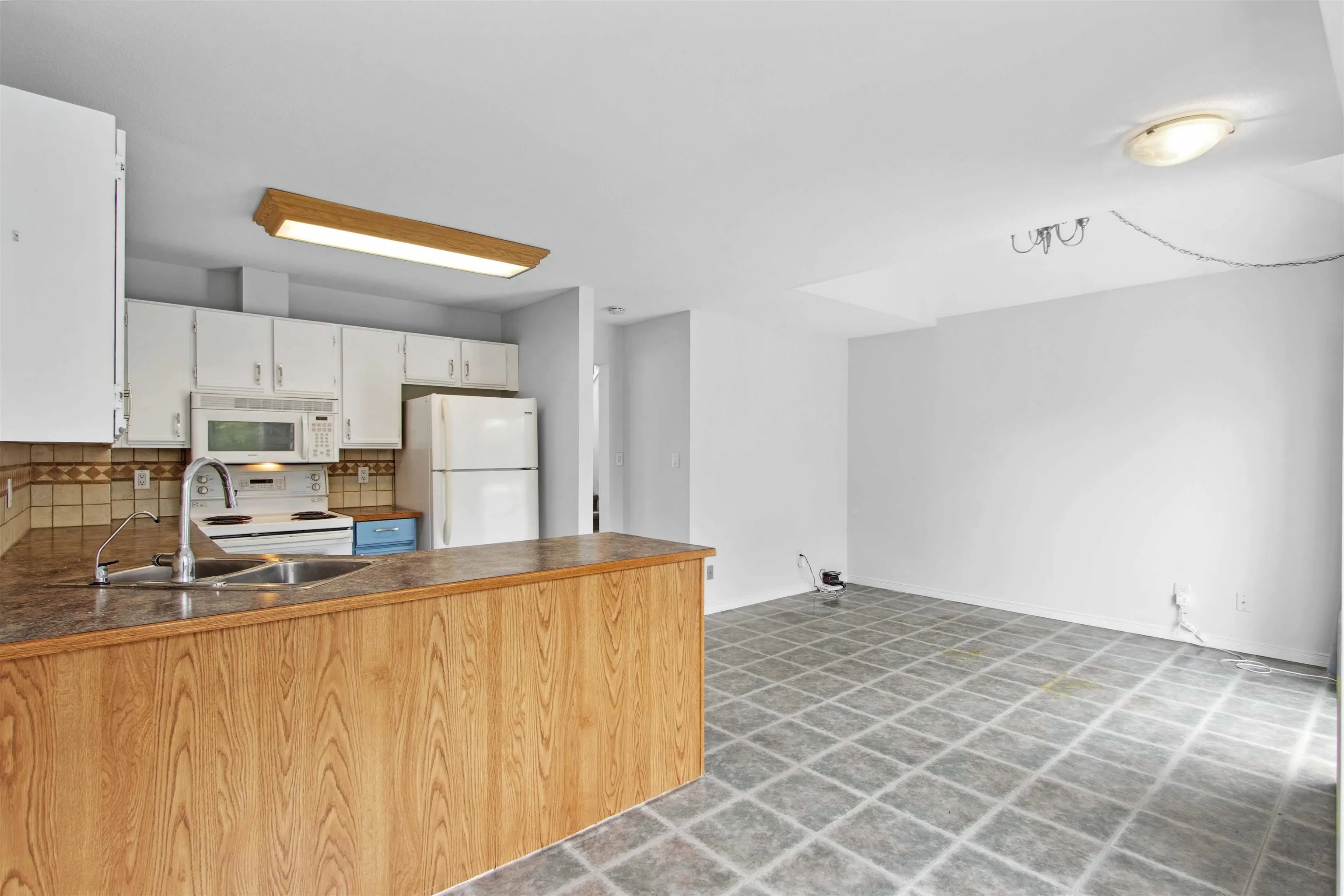 13 15550 89 Avenue