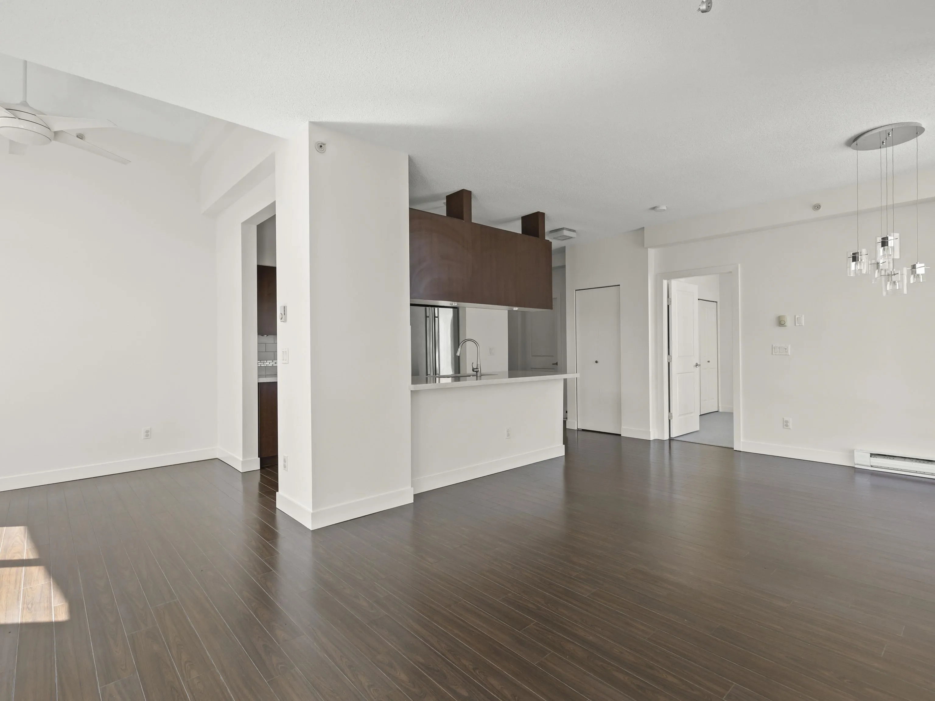 PH2 587 W 7th Avenue