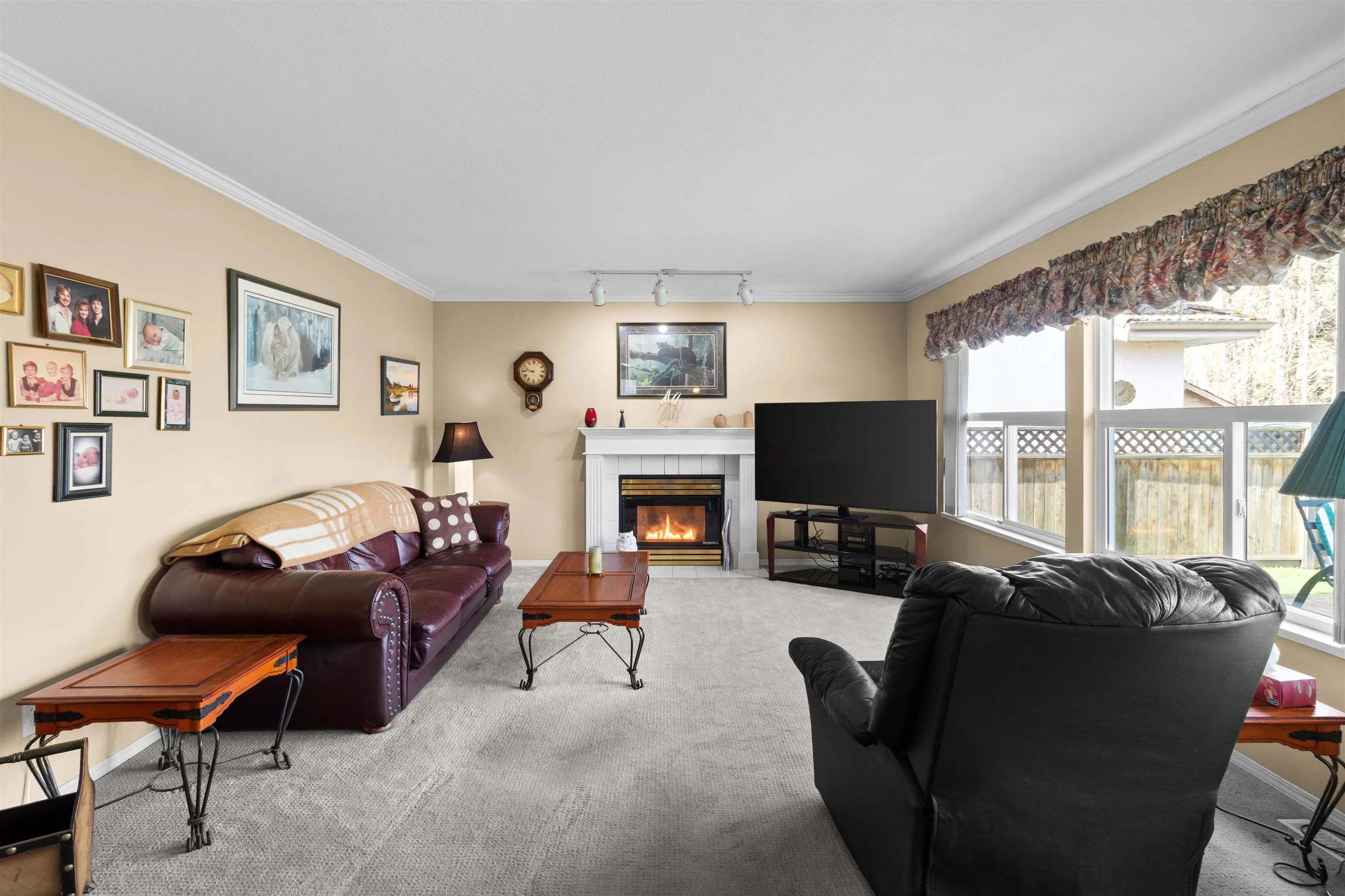 939 Riverside Drive