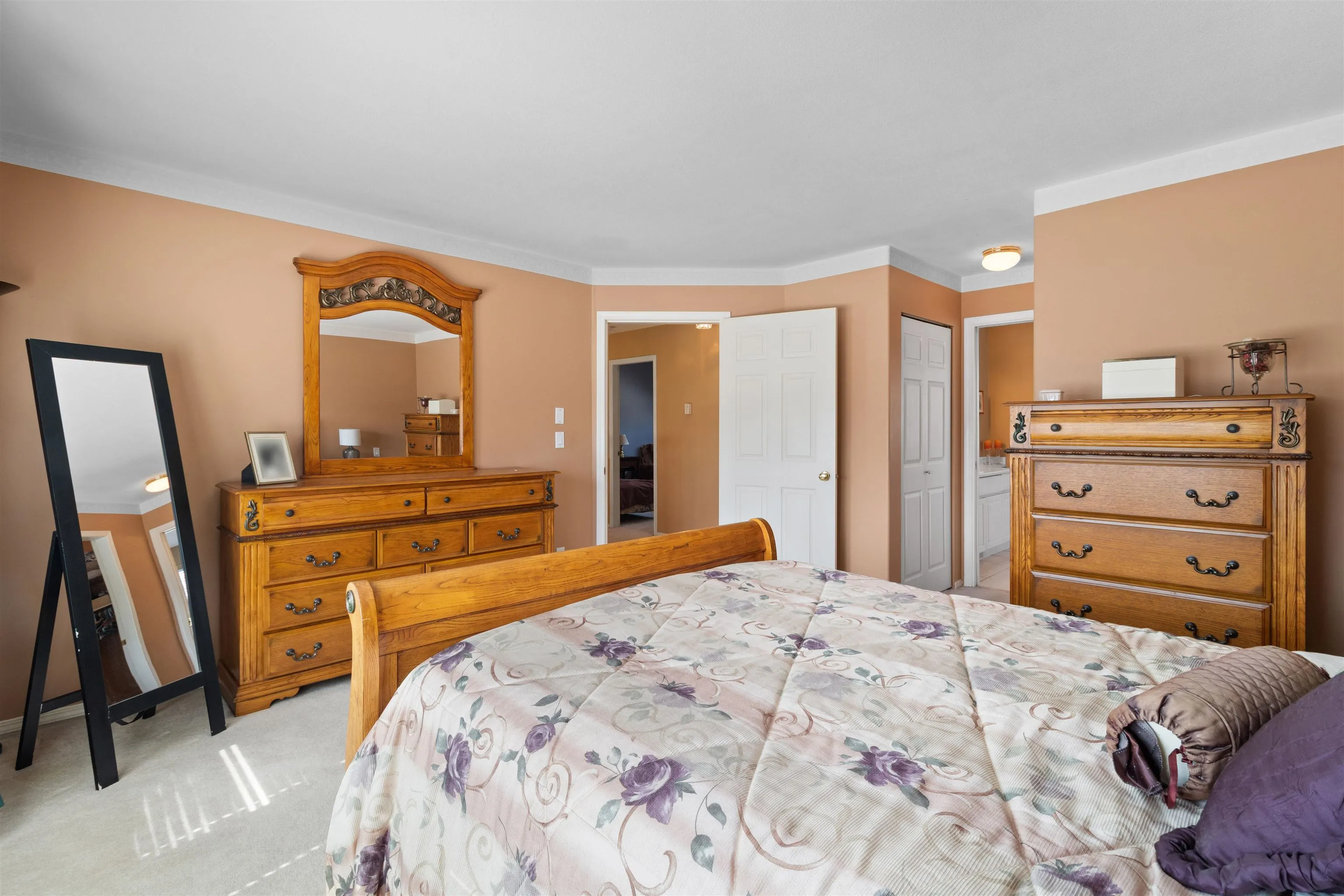 939 Riverside Drive