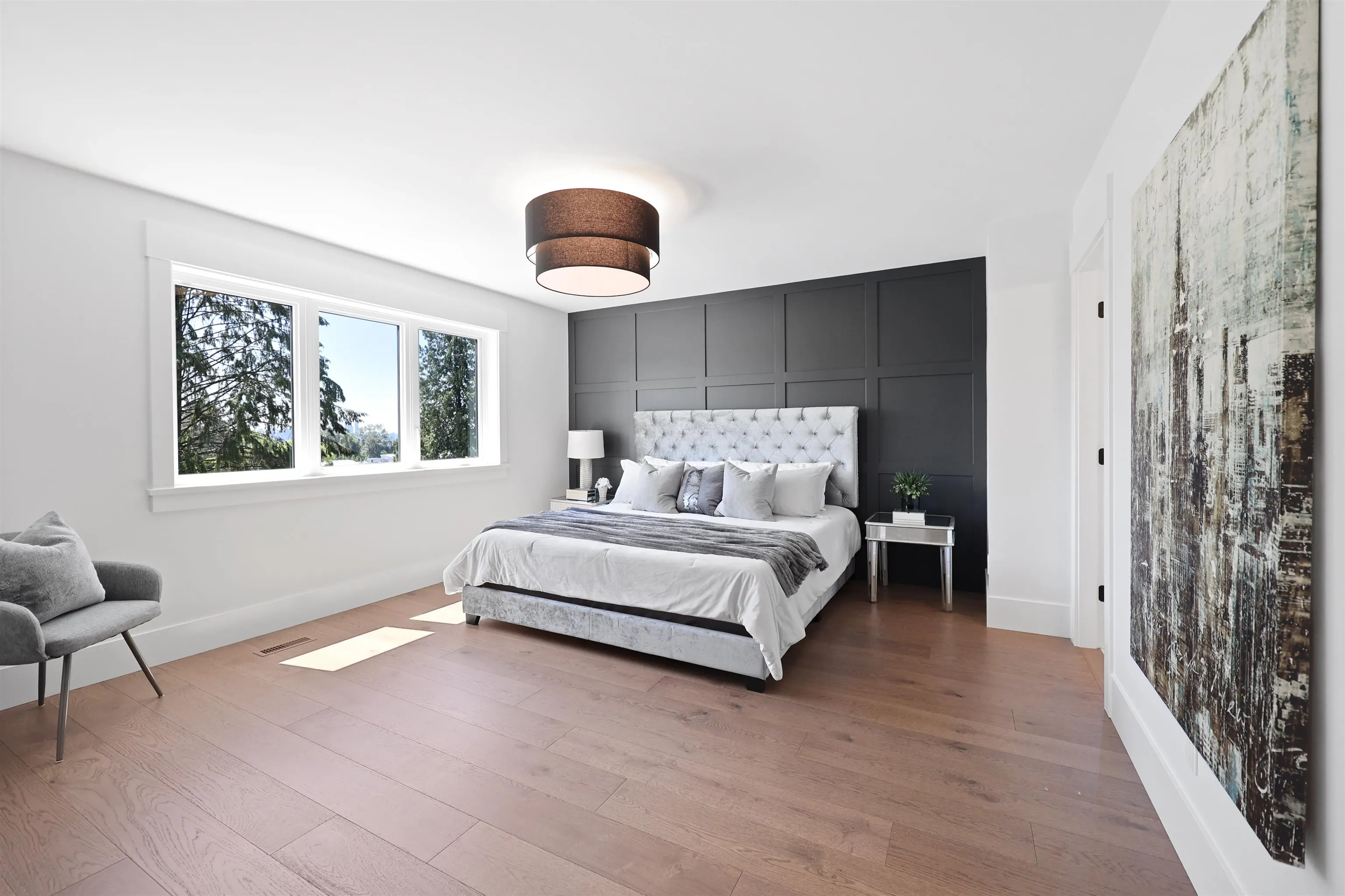 338 W 24th Street