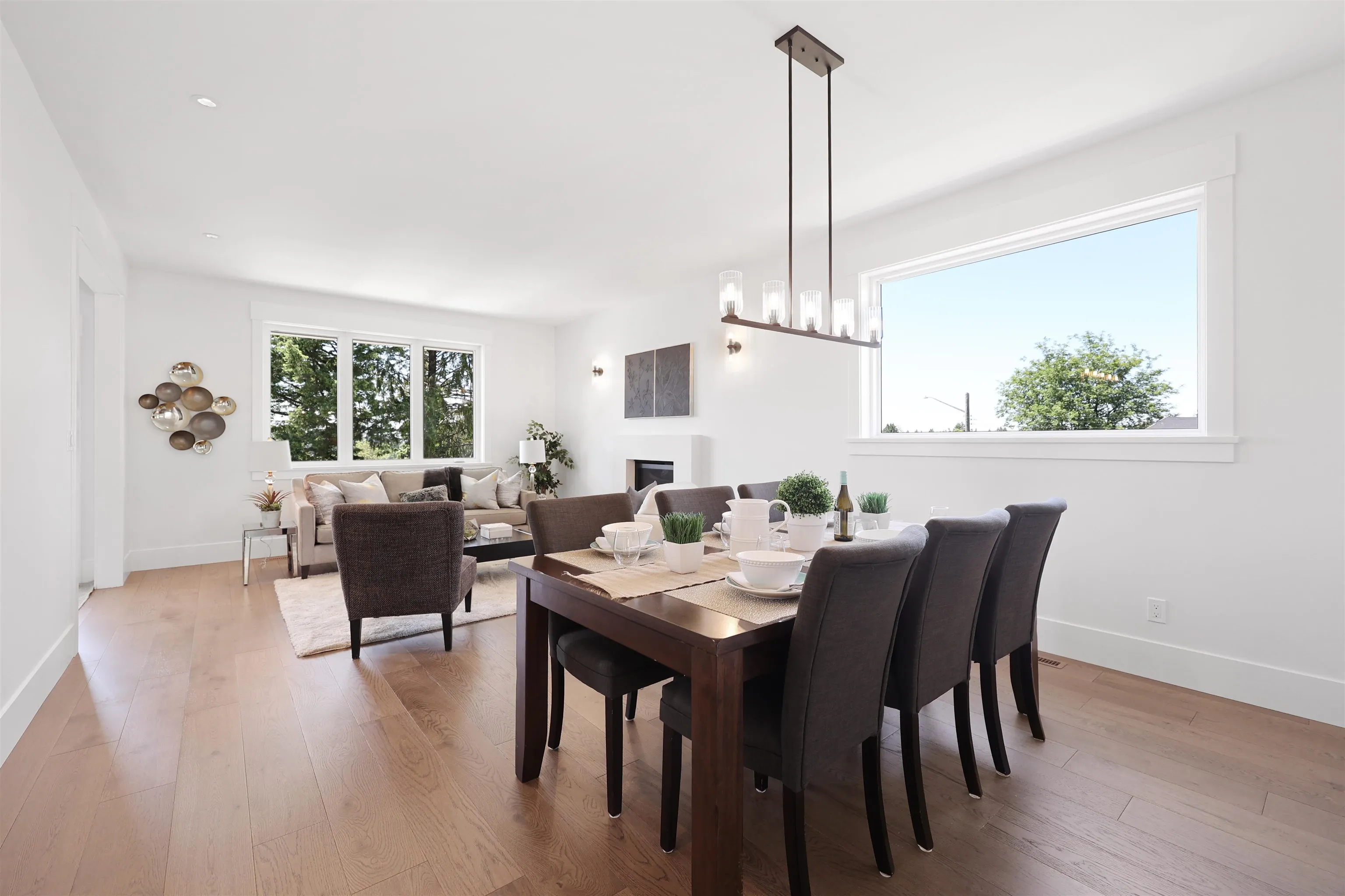 338 W 24th Street