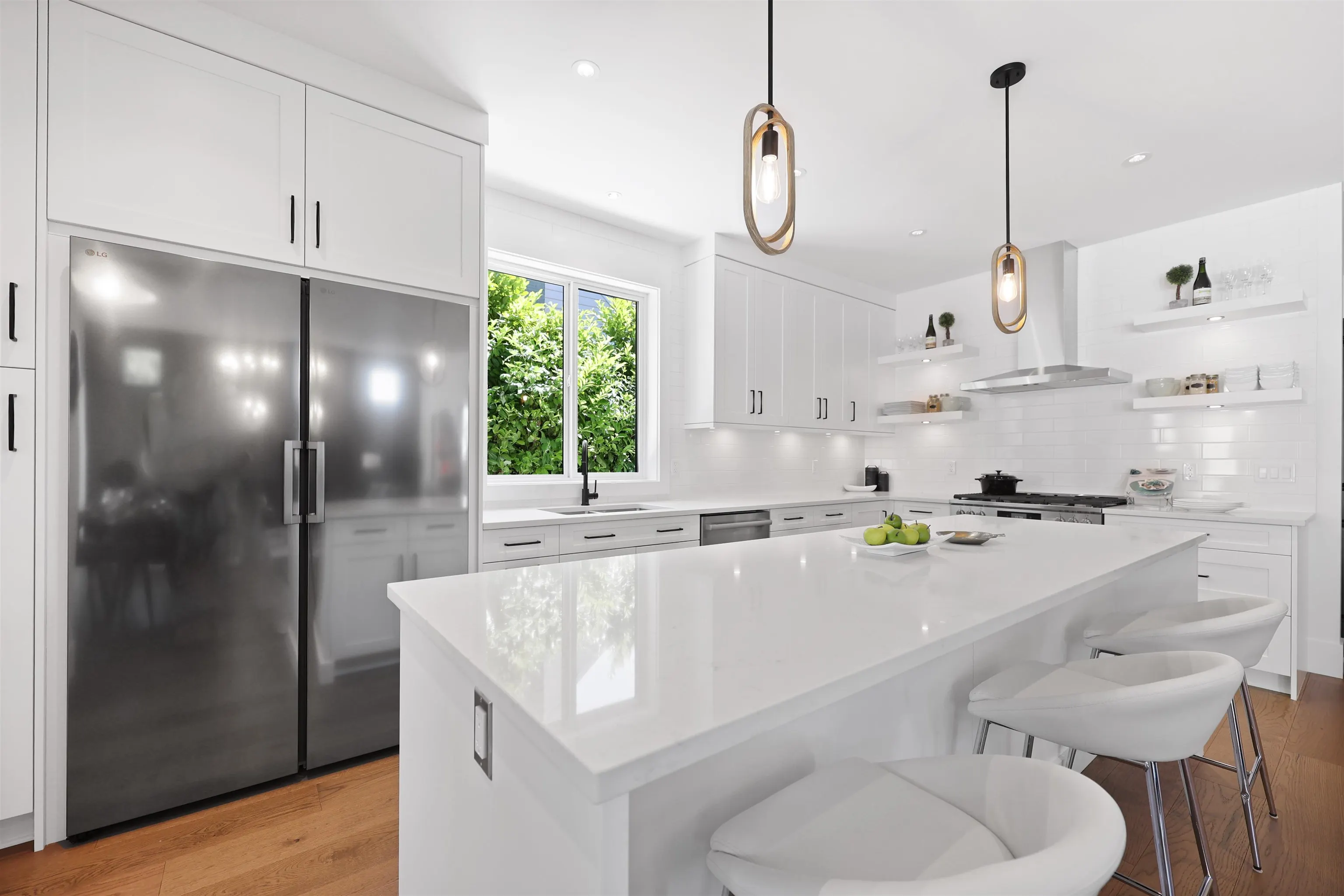 338 W 24th Street
