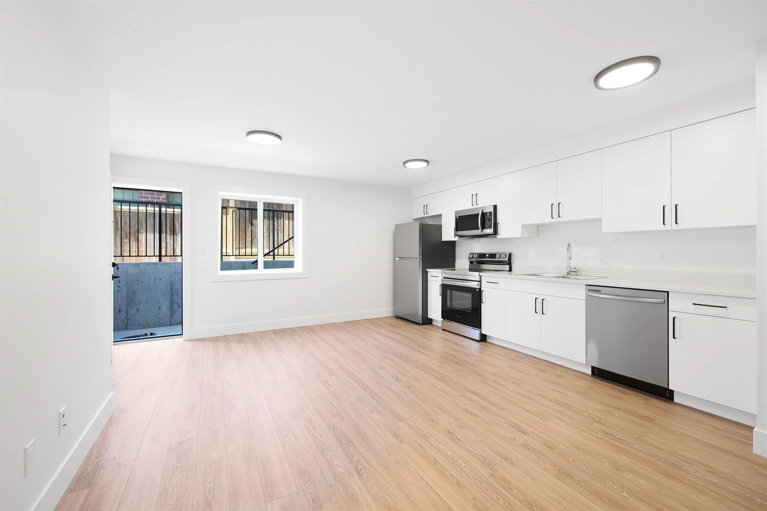 338 W 24th Street
