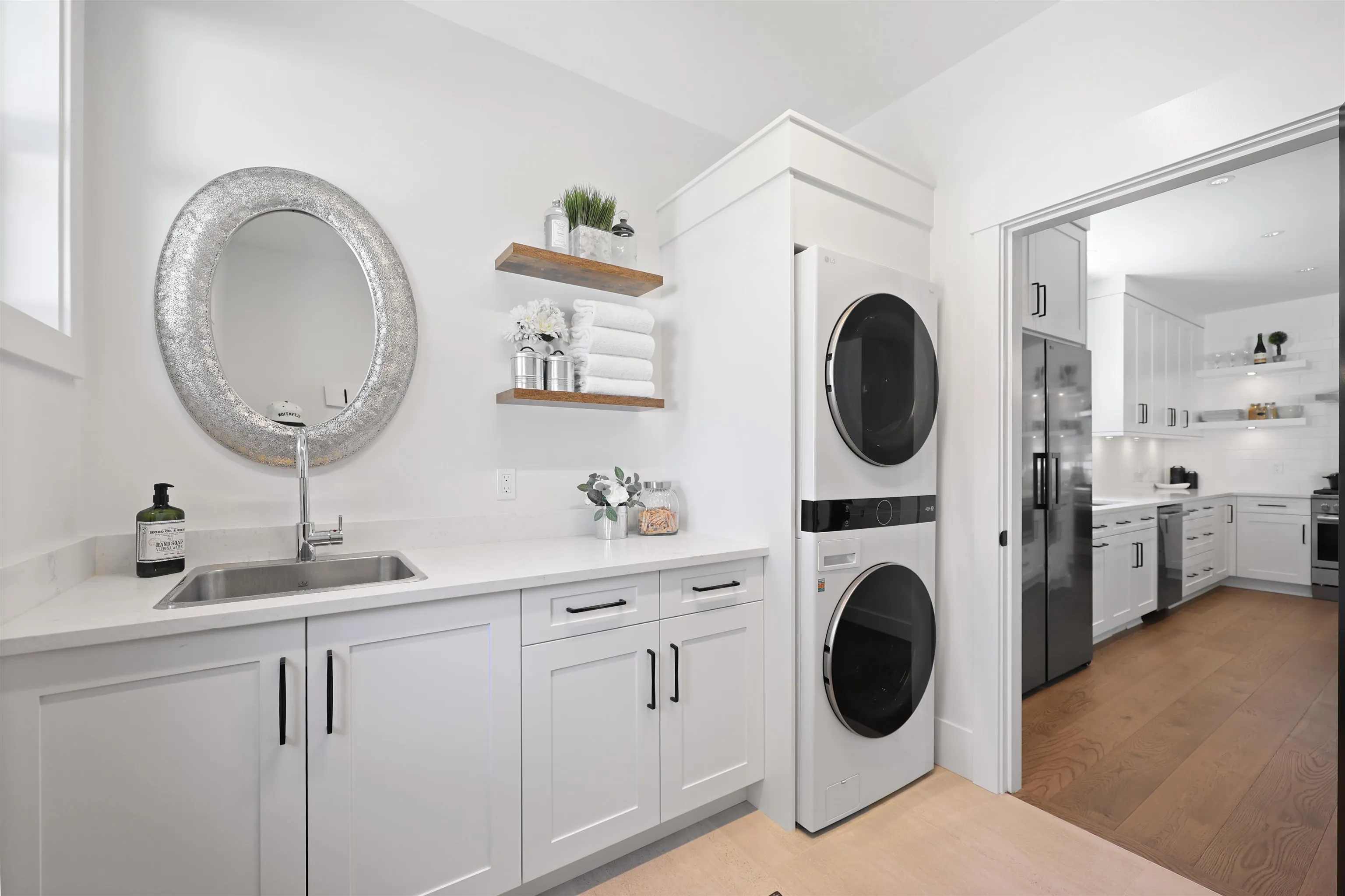 338 W 24th Street