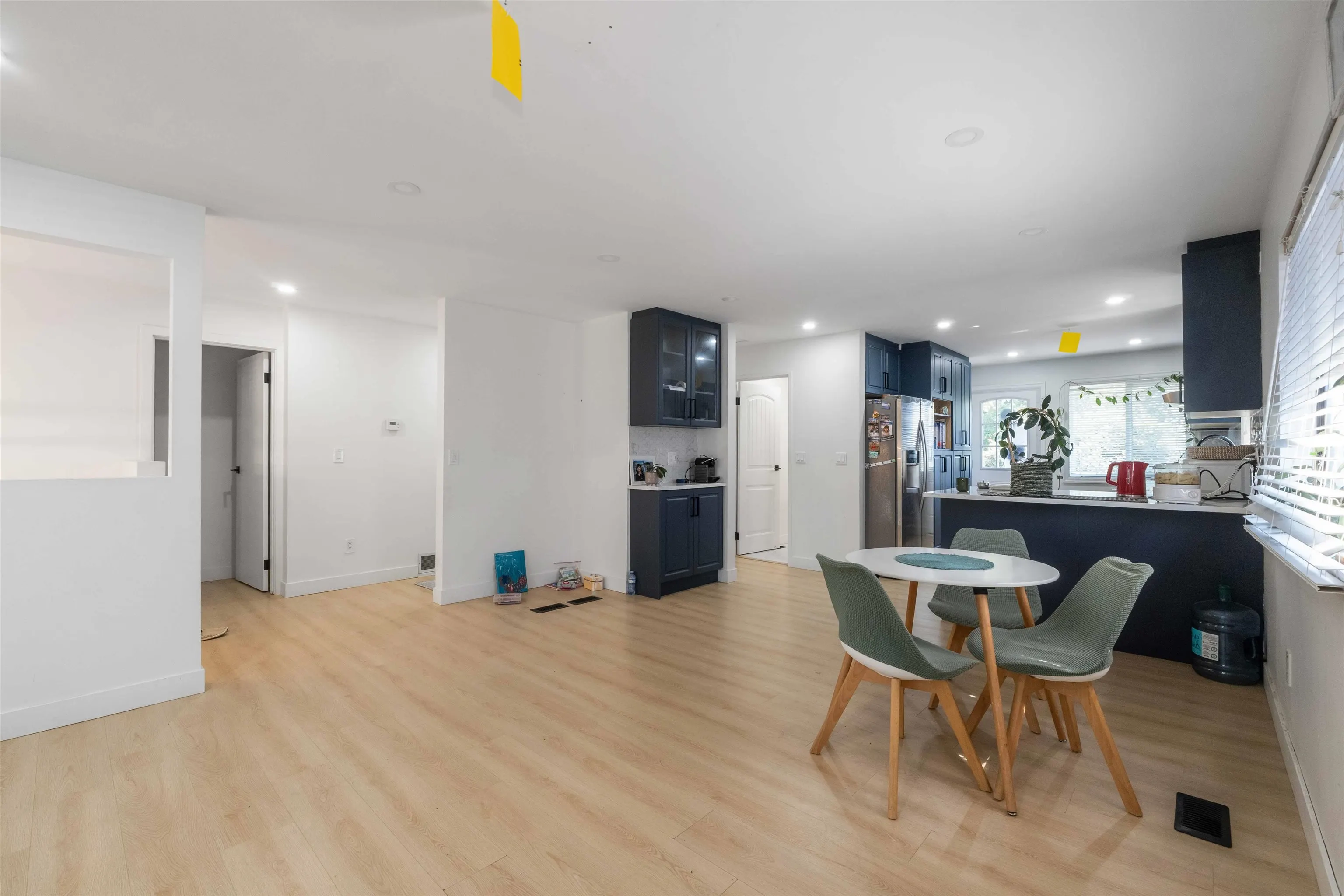 2418 Wayburne Crescent