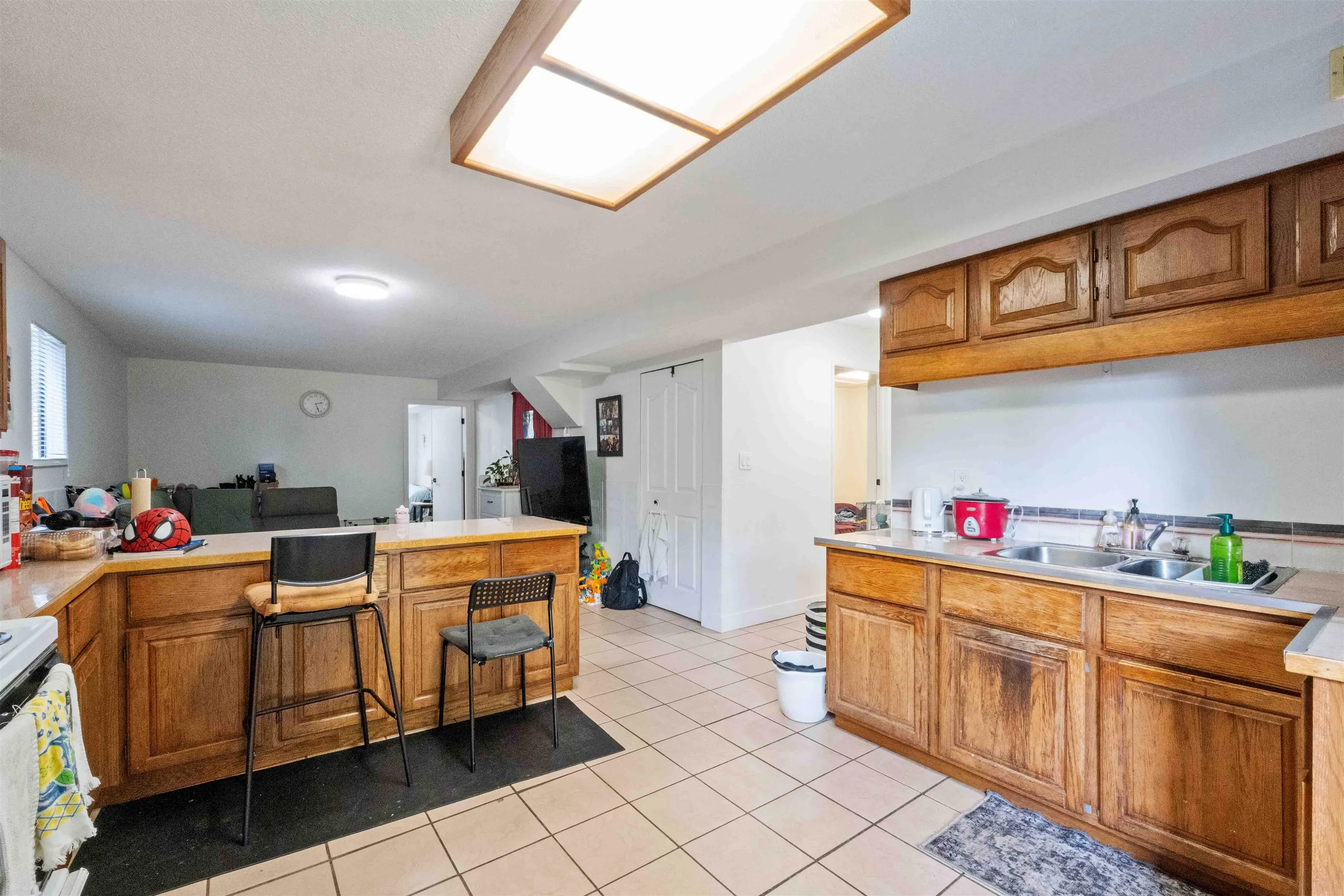2418 Wayburne Crescent