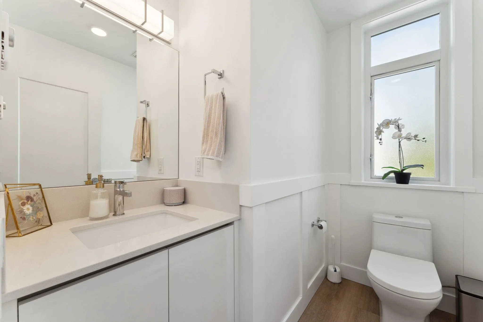 212 1306 Laval Square
