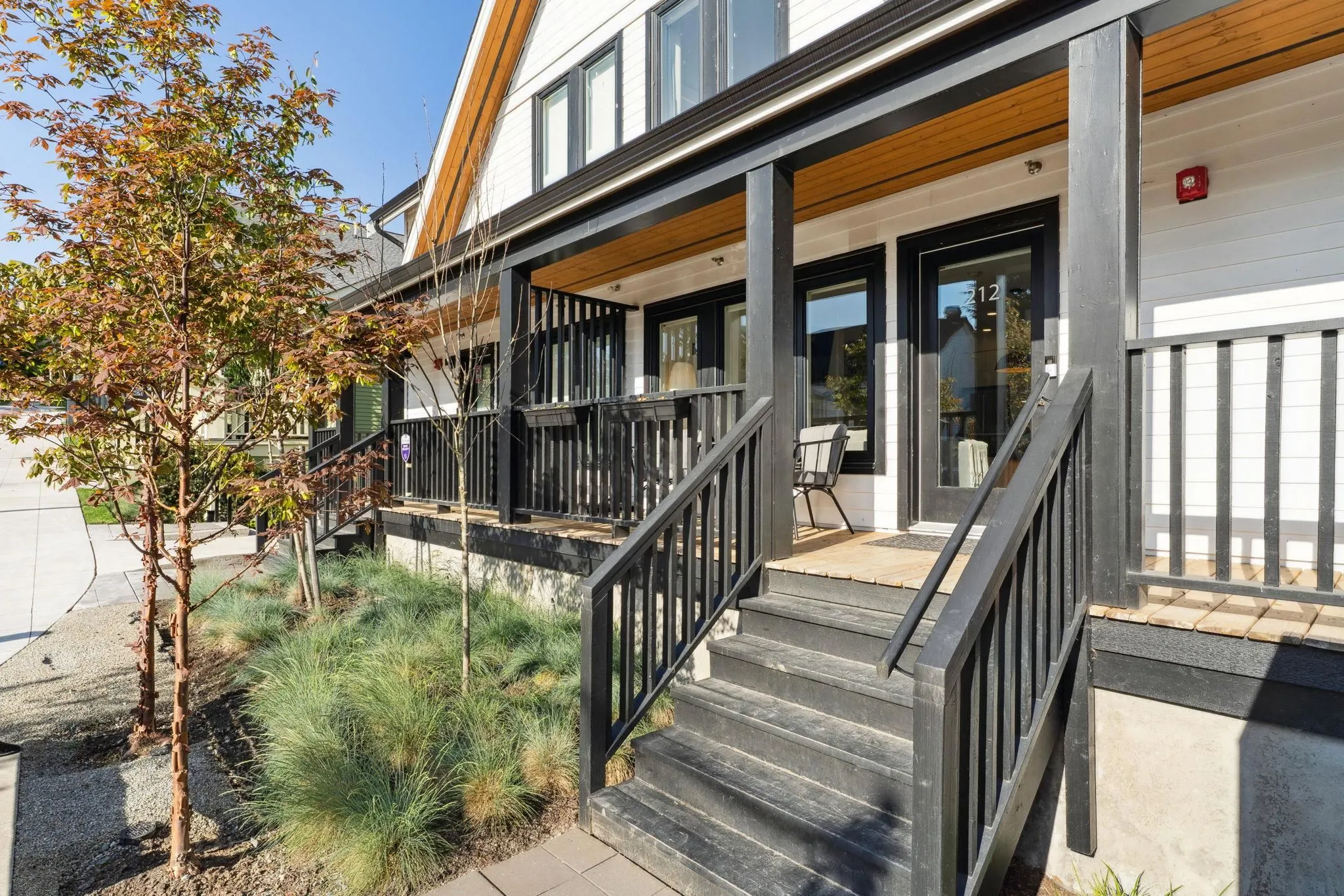 212 1306 Laval Square