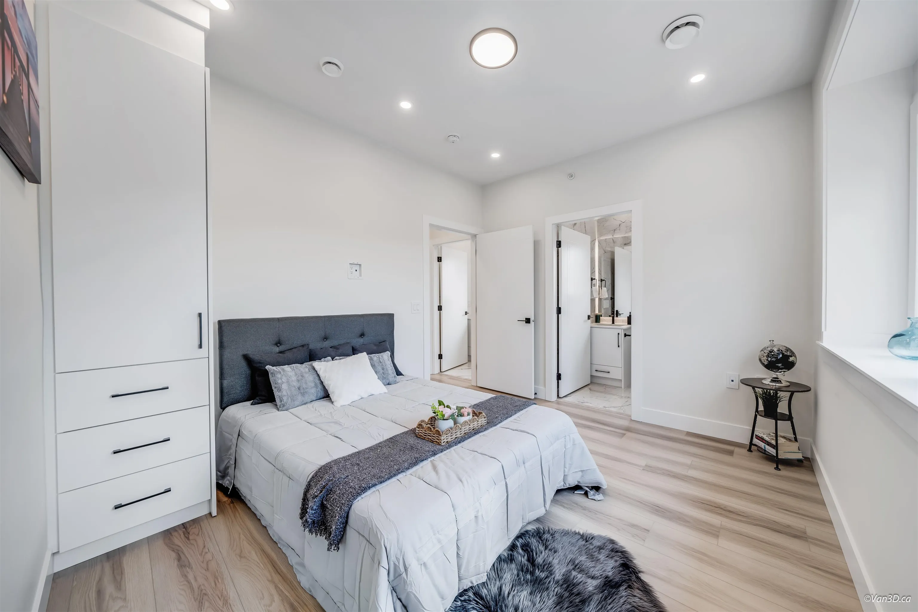 4320 Nanaimo Street