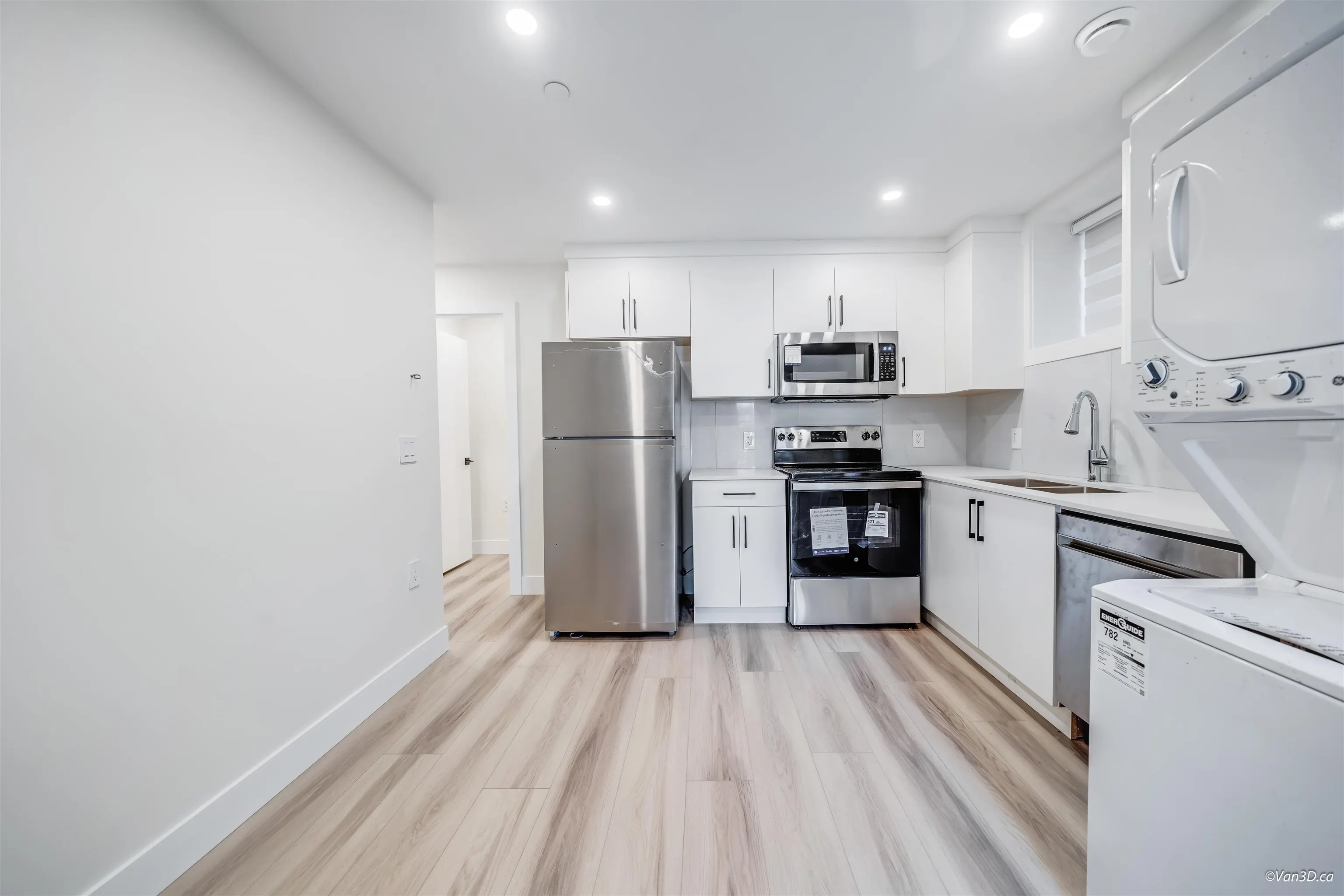 4320 Nanaimo Street
