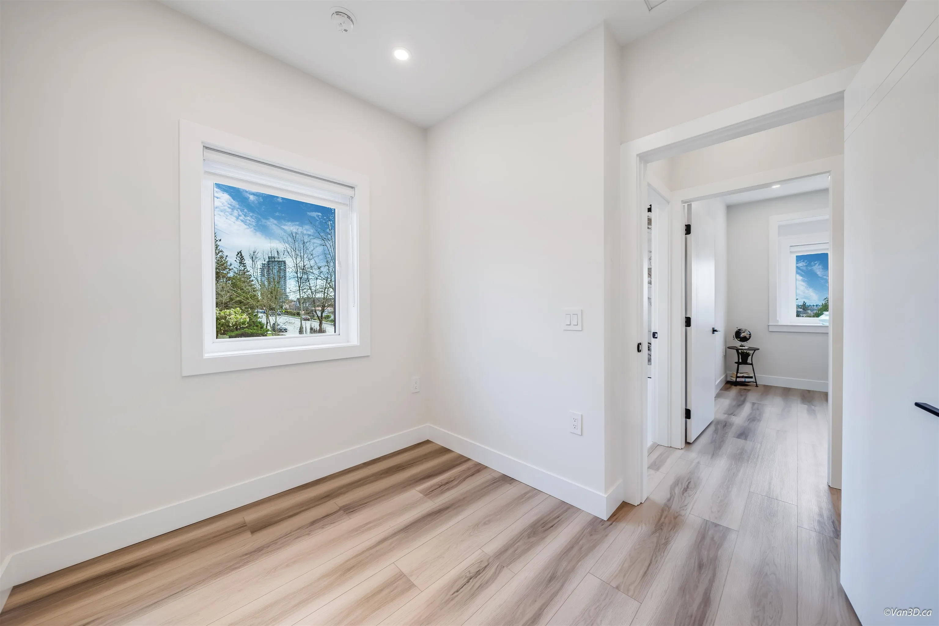 4320 Nanaimo Street