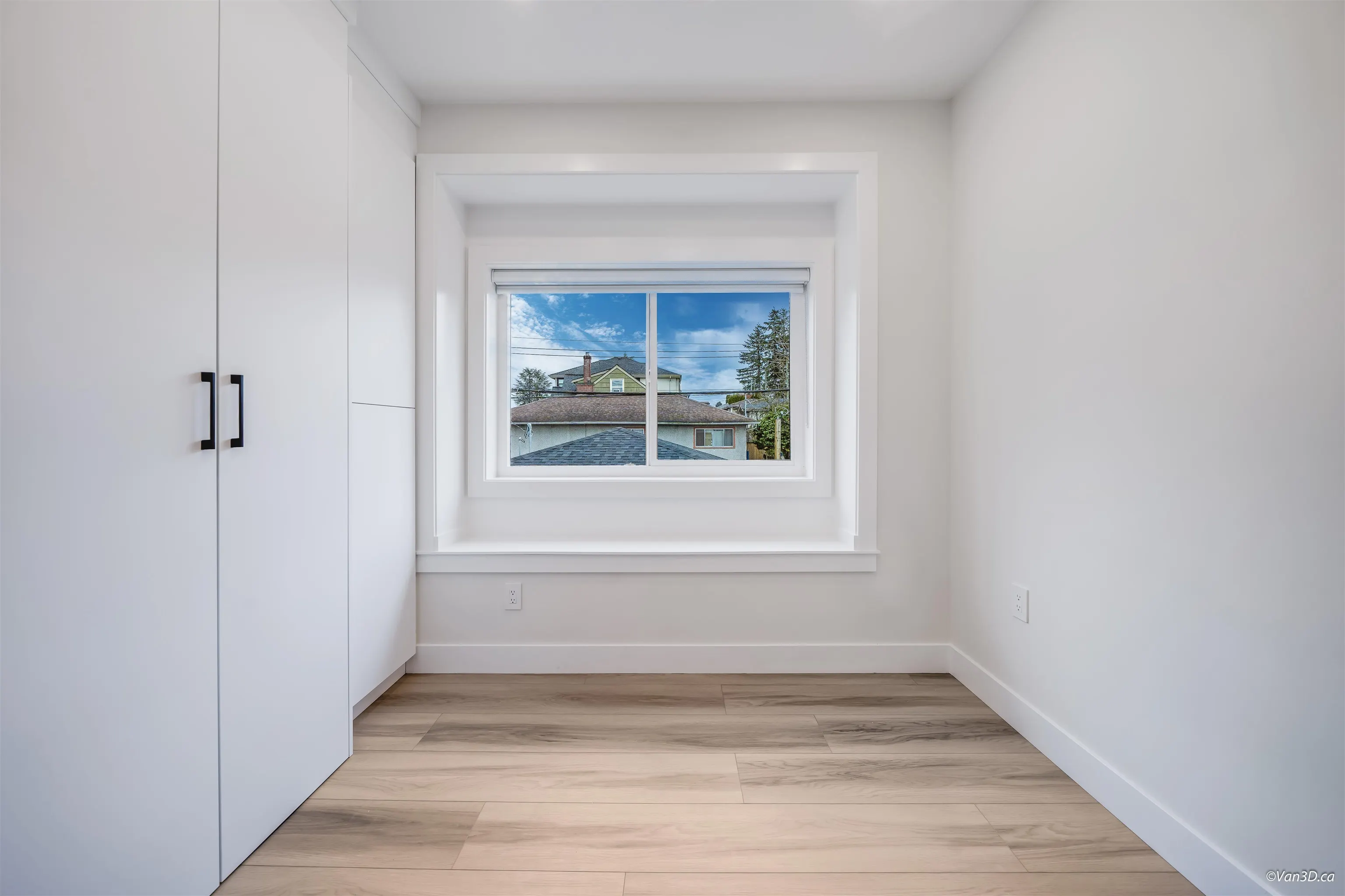 4318 Nanaimo Street