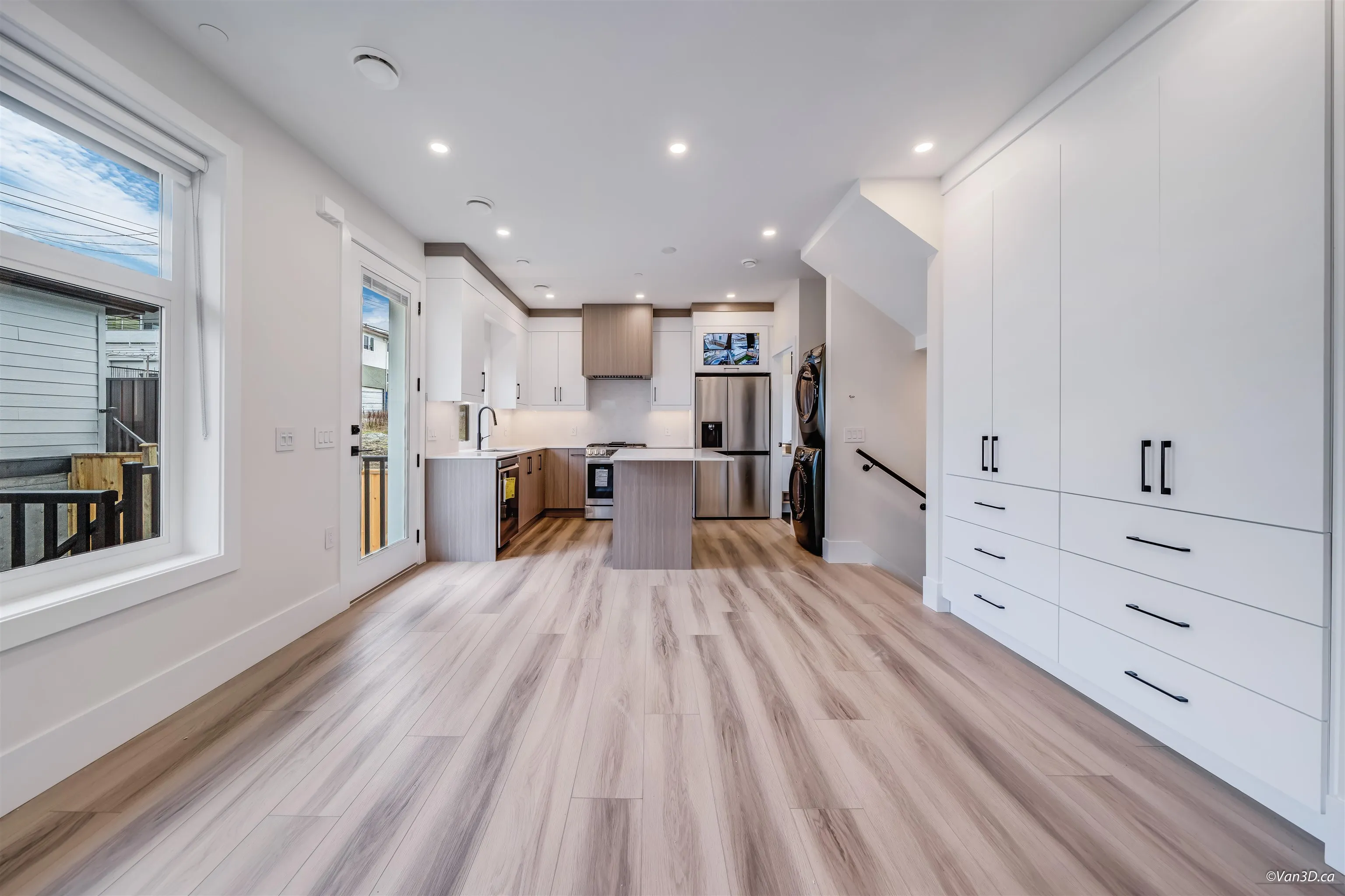 4318 Nanaimo Street