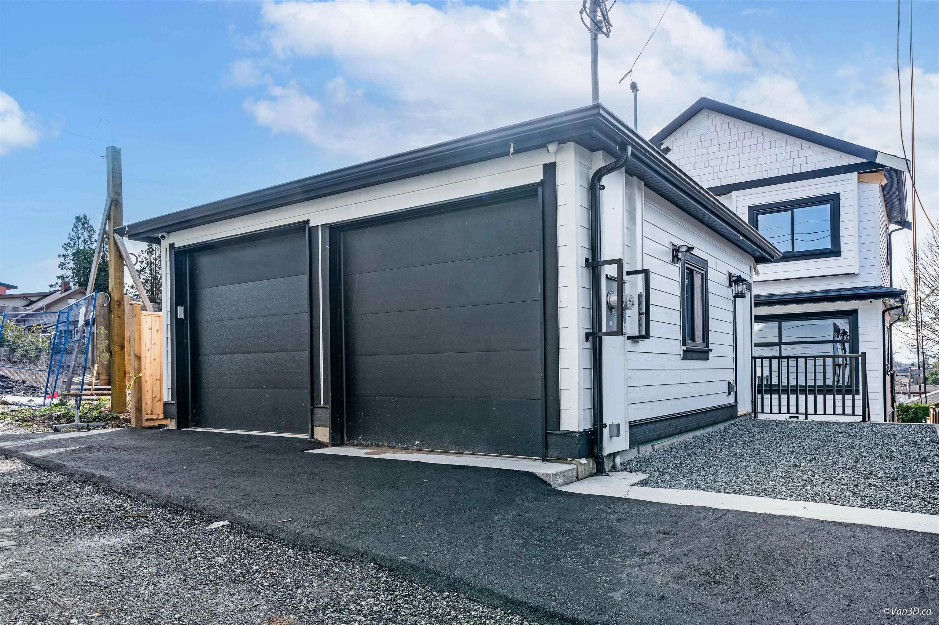 4318 Nanaimo Street