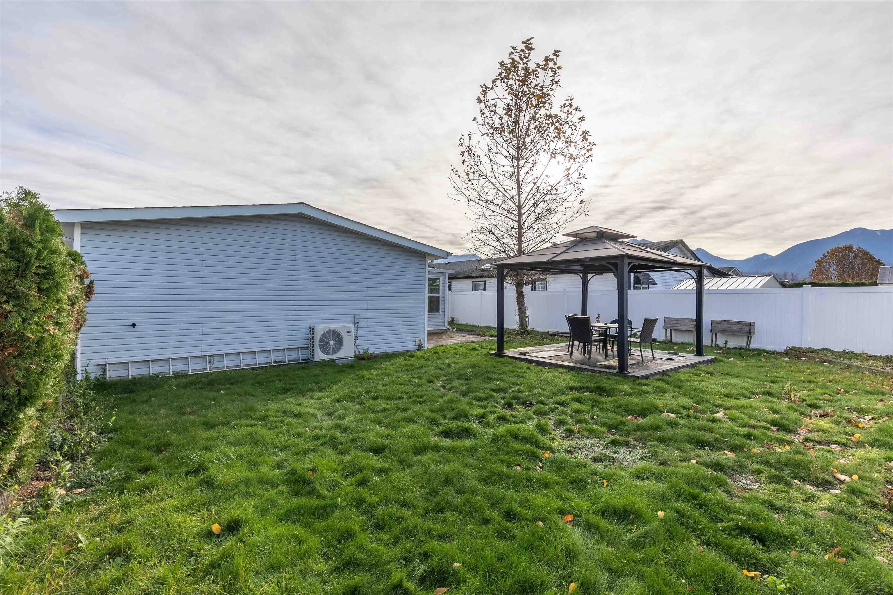 27 45918 Knight Road