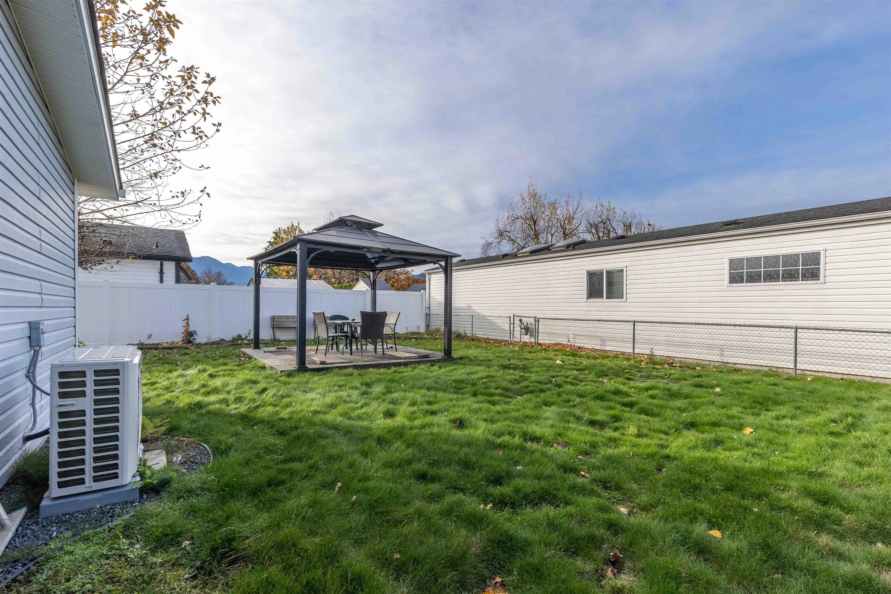 27 45918 Knight Road