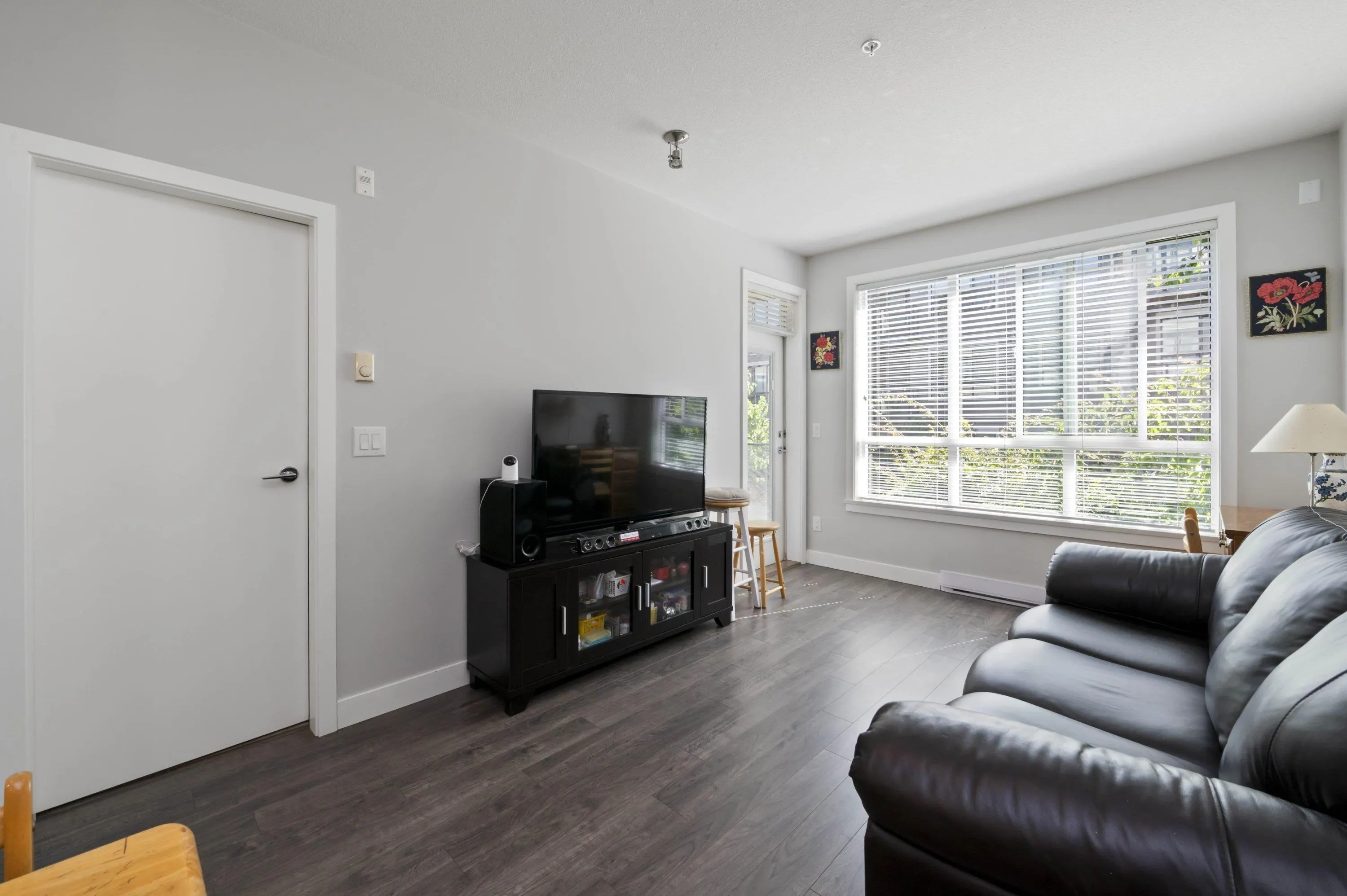 309 15388 105 Avenue