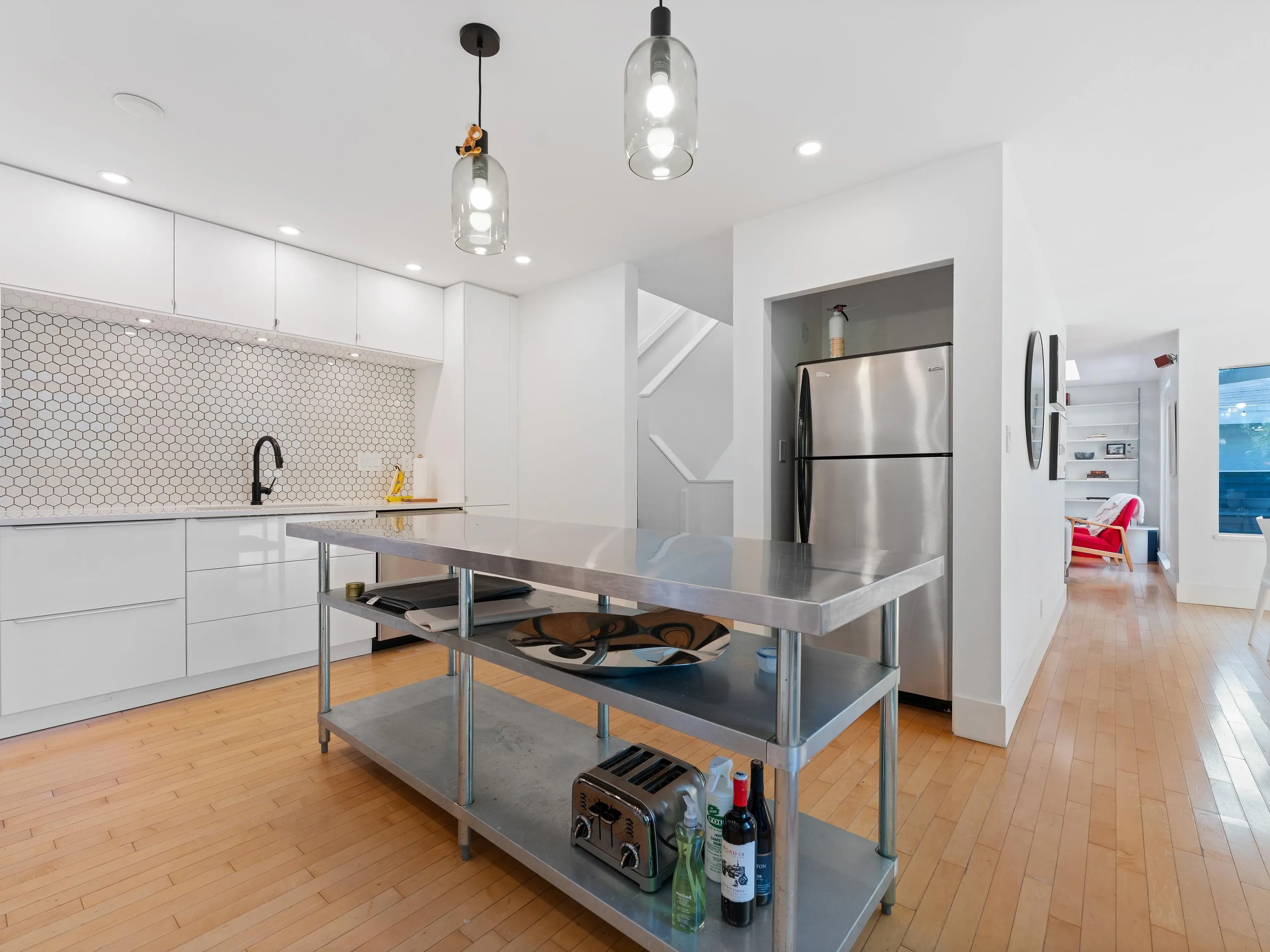 2343 W 7th Avenue