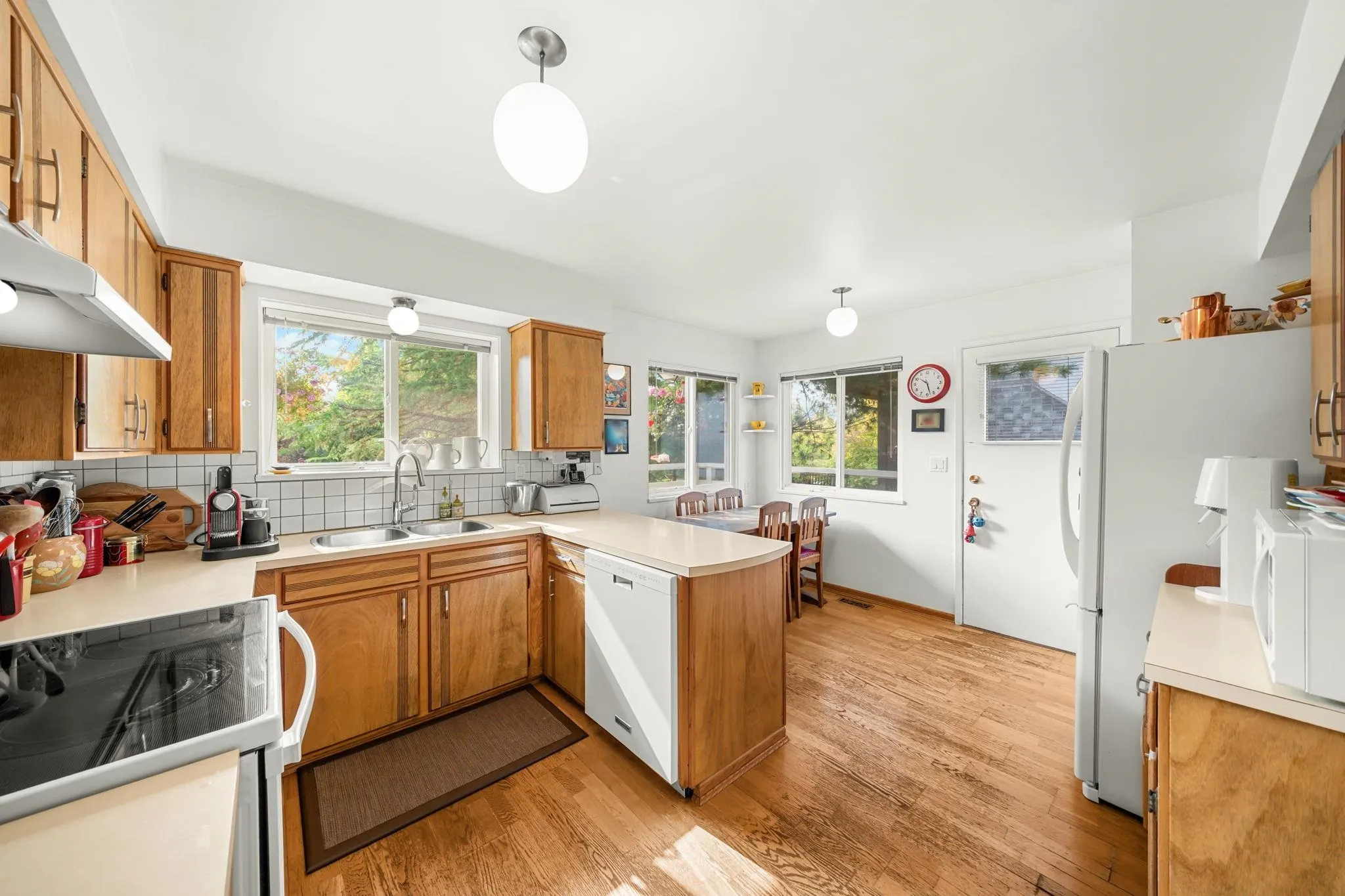 10511 Springmont Drive