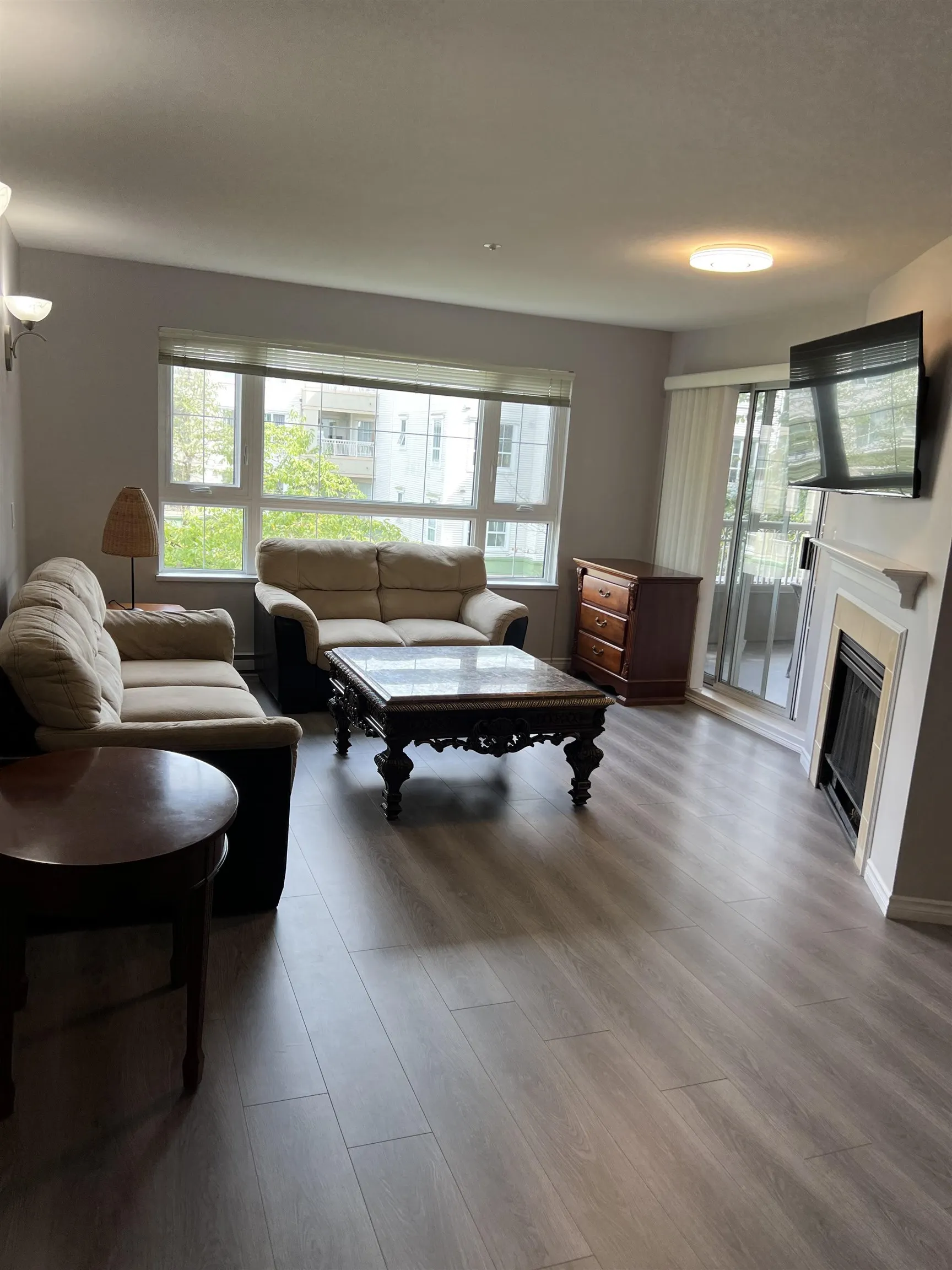 330 2980 Princess Crescent