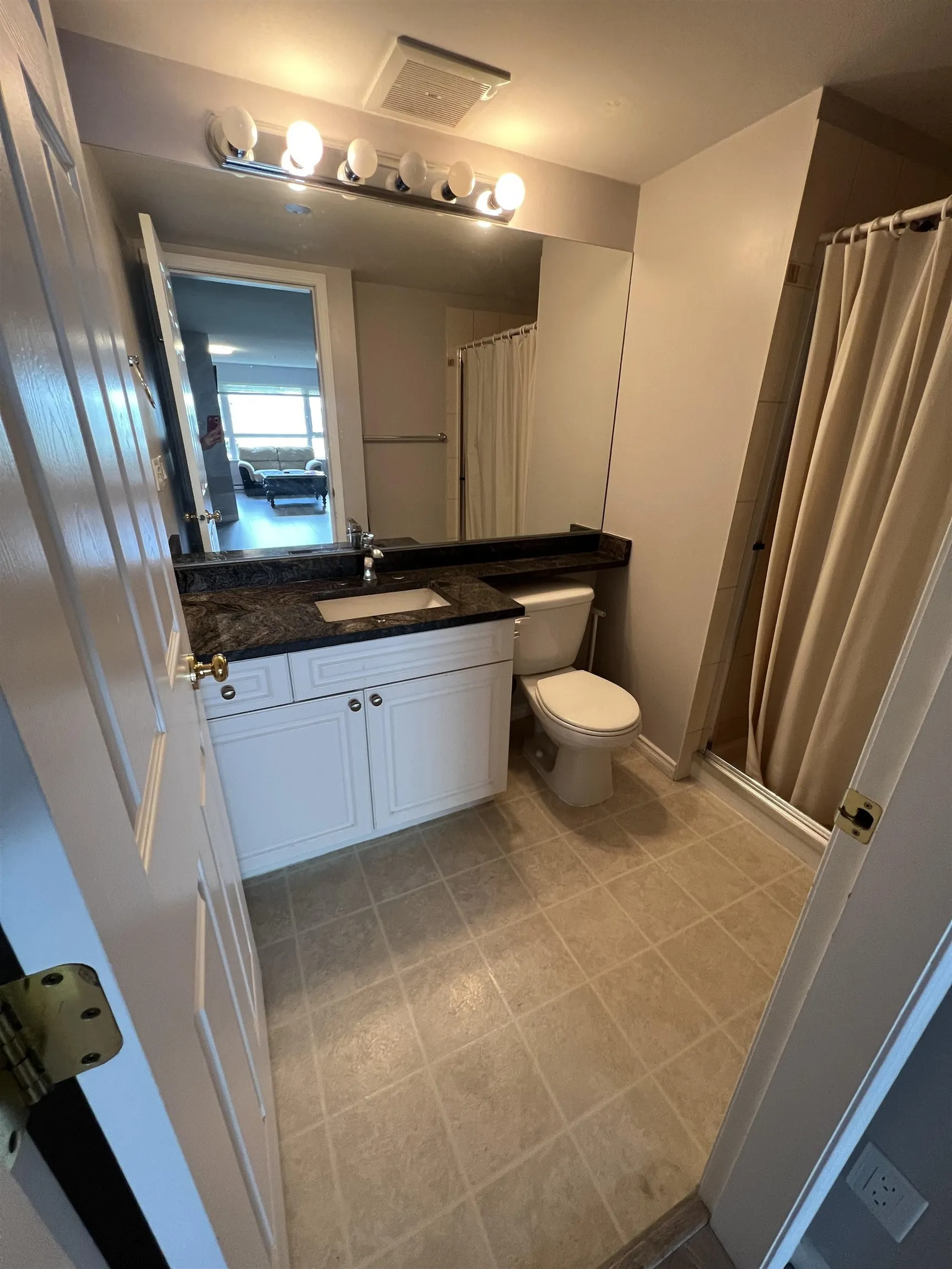 330 2980 Princess Crescent