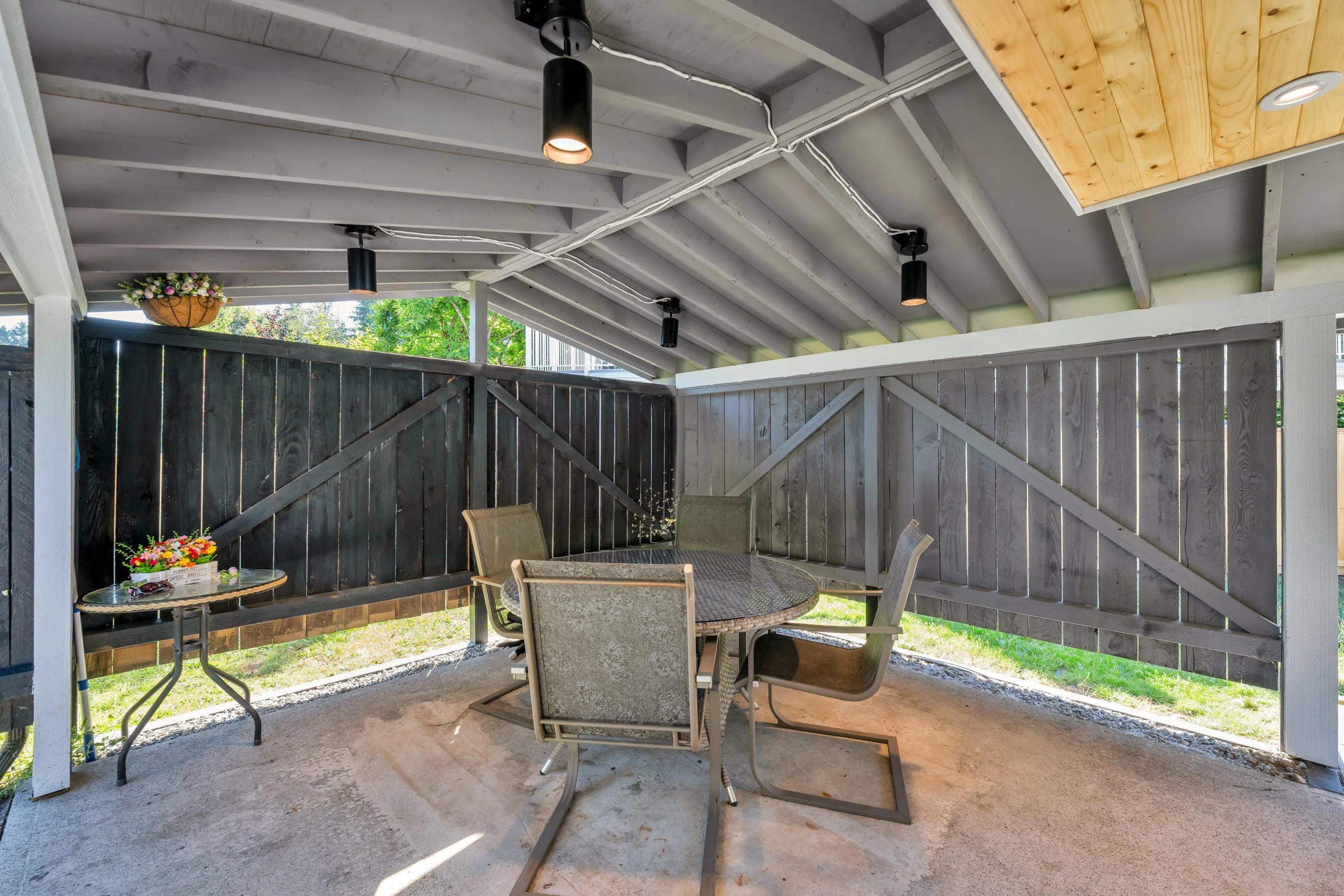 21825 Dover Road