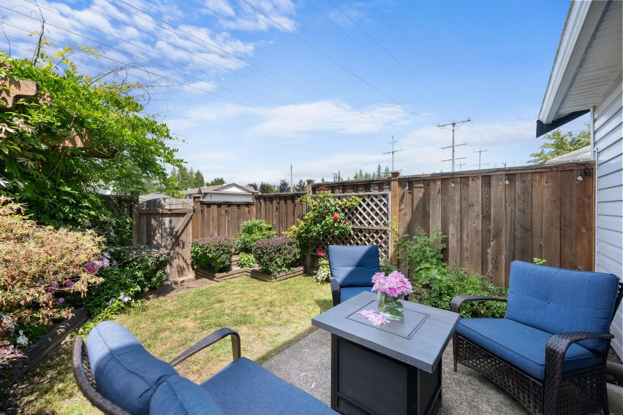 112 9507 208 Street