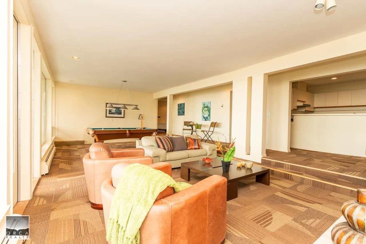 5215 (Basement) Gulf Place