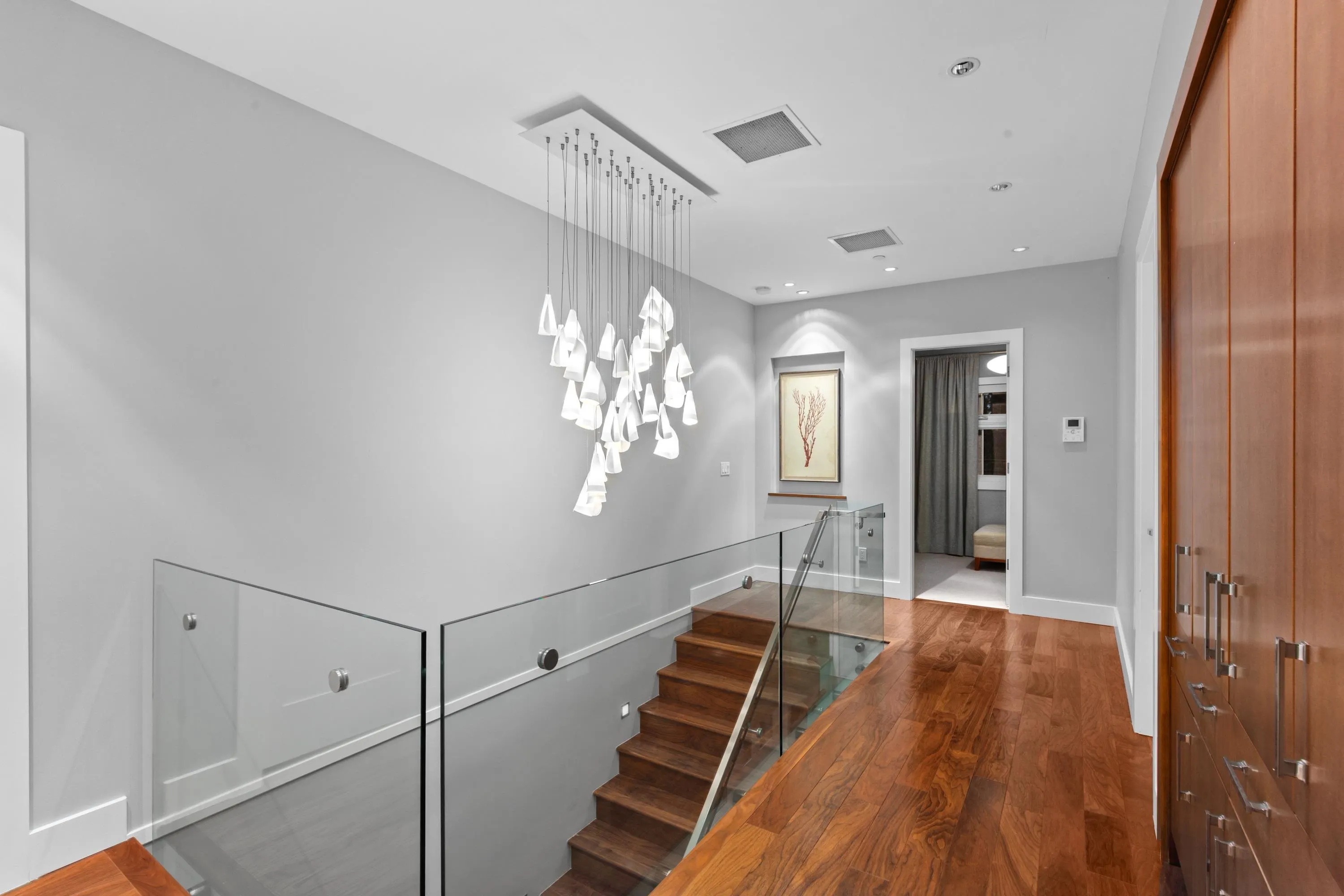 5390 Elm Street