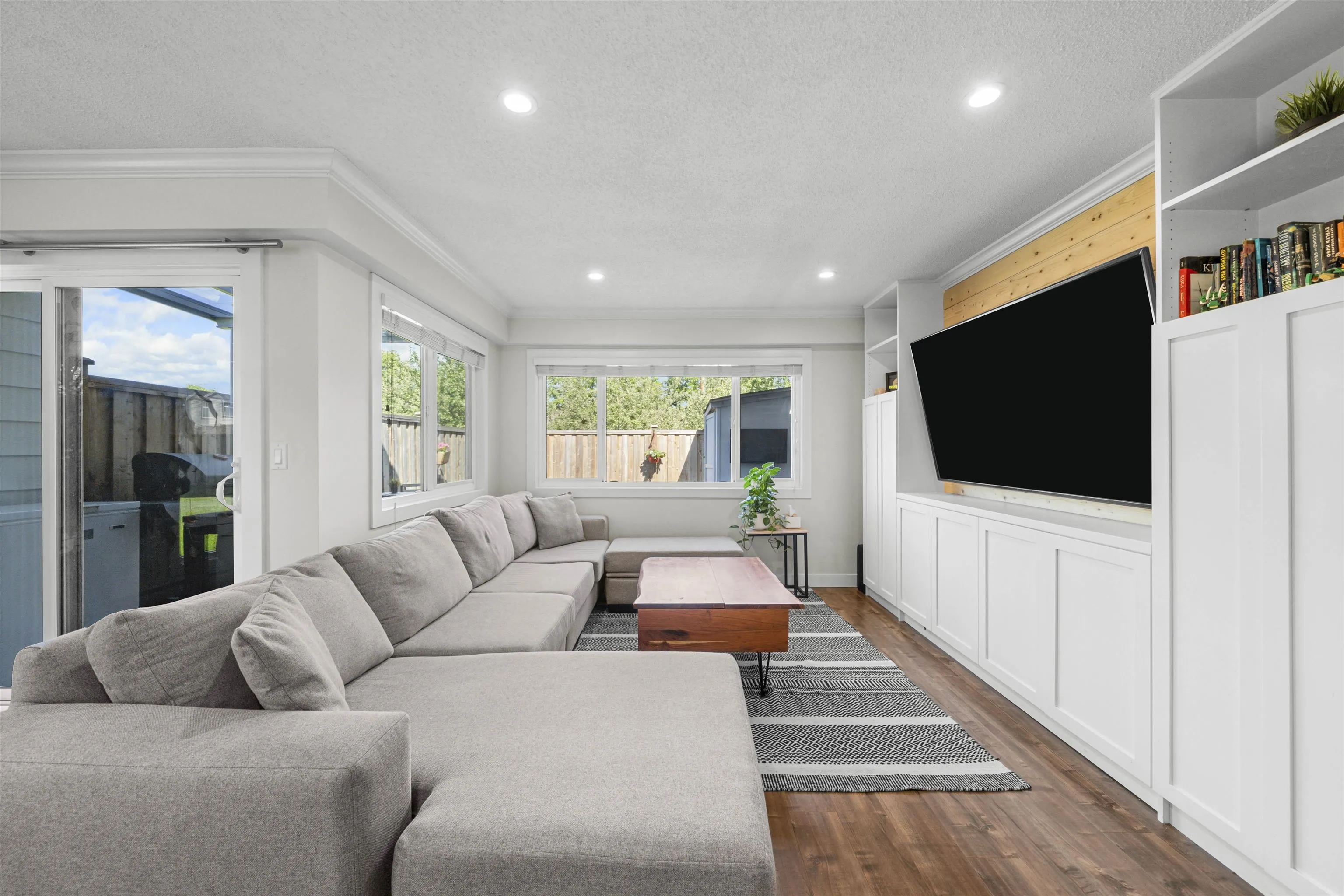 4800 Trimaran Drive