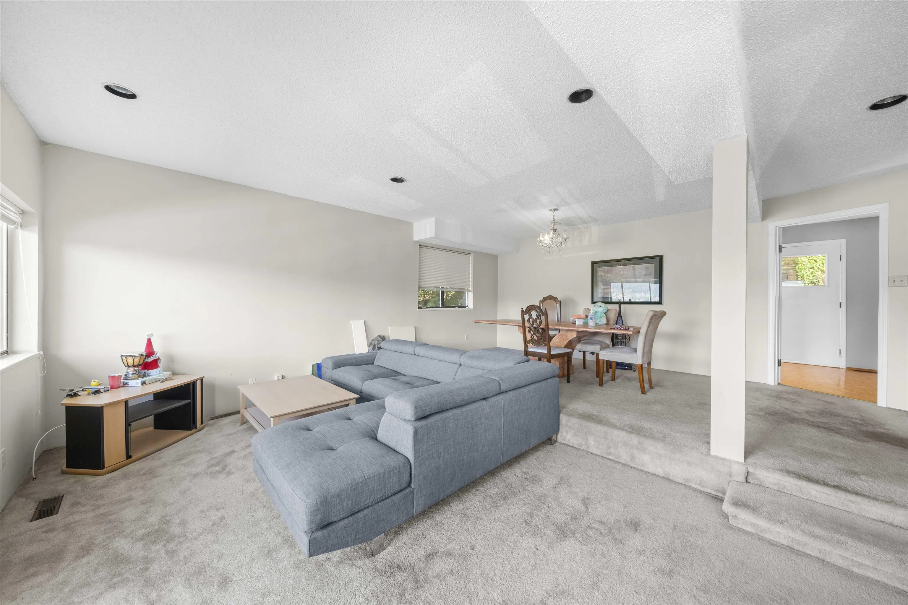 15 Noble Court