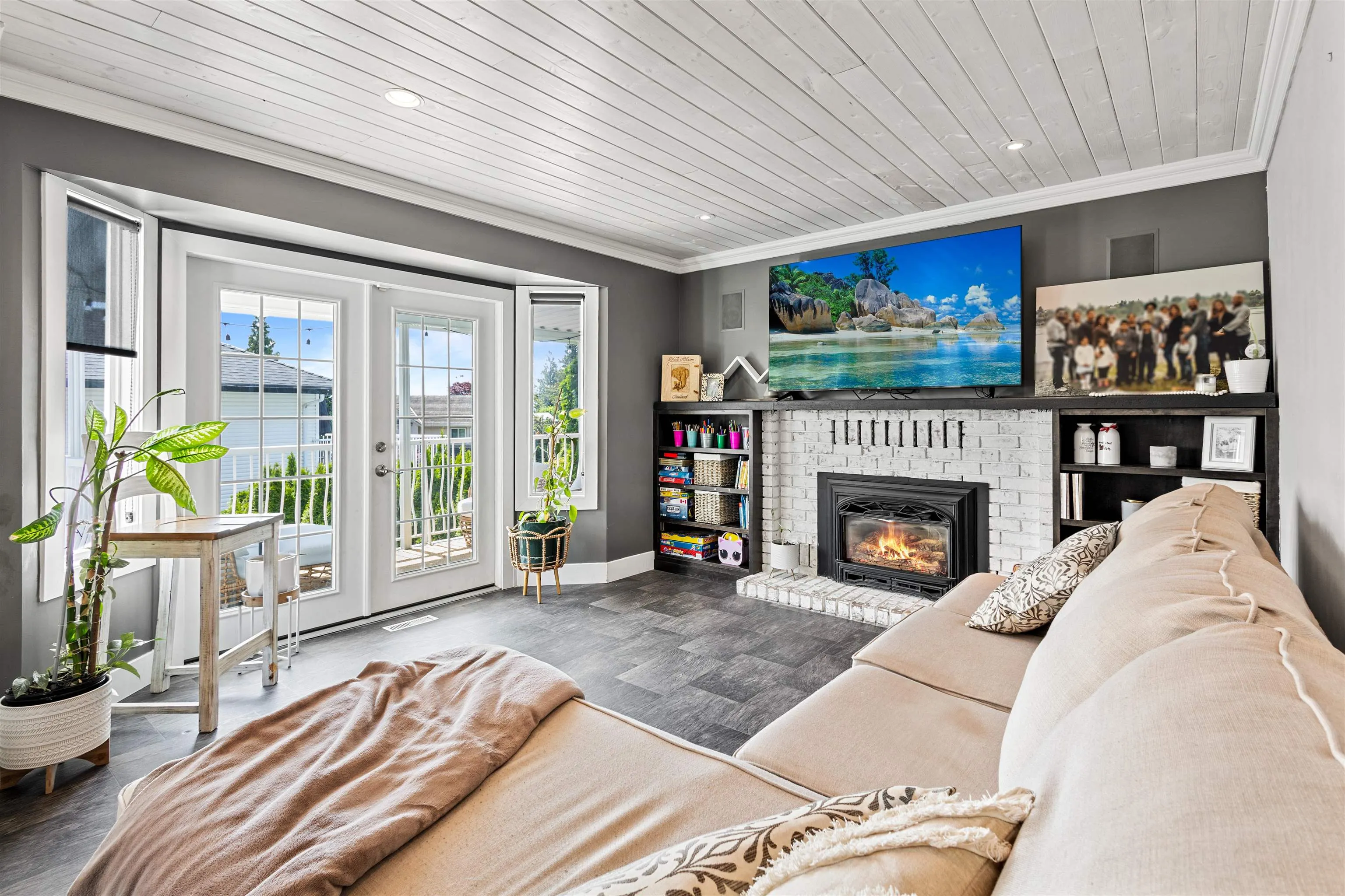 2300 Mountain Drive