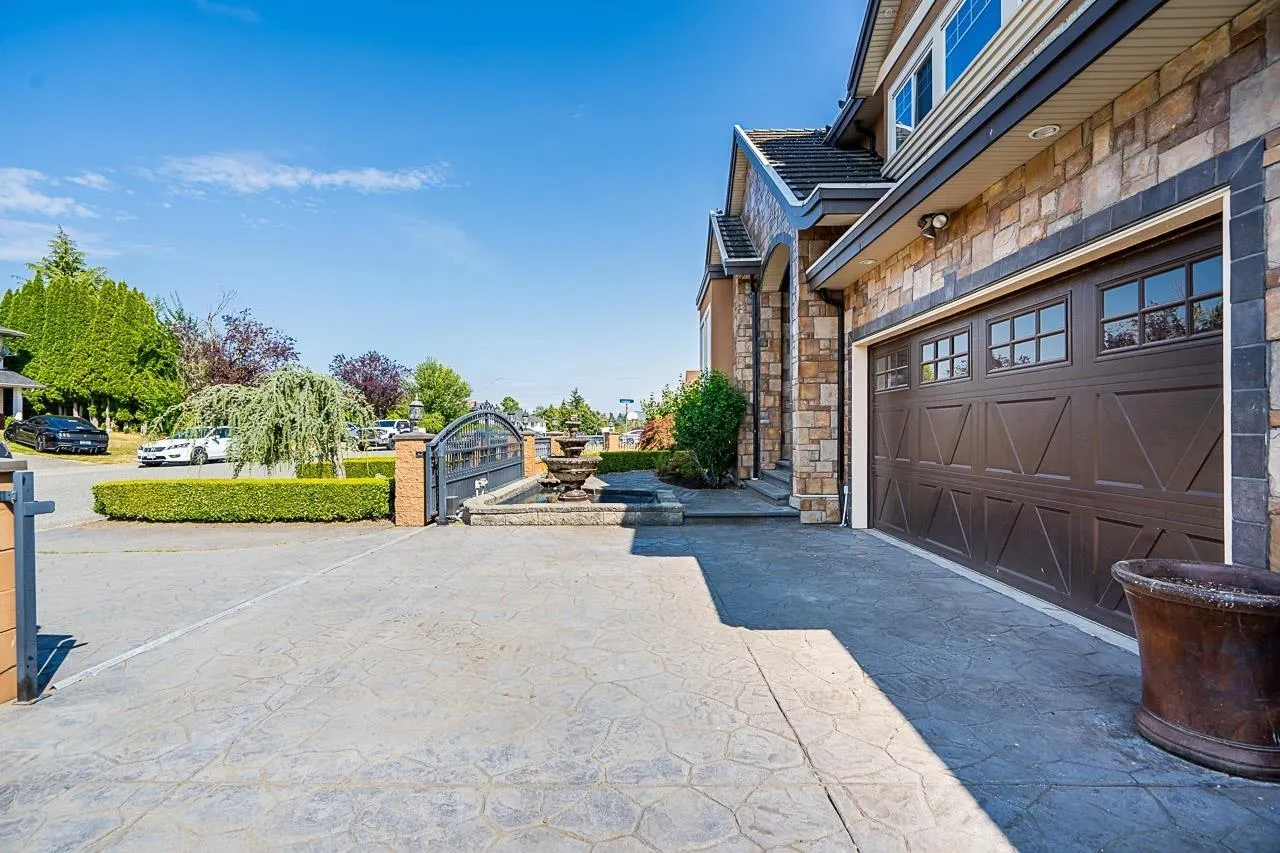 31018 Upper Maclure Road