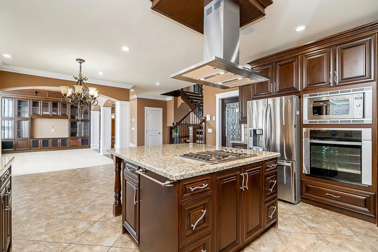31018 Upper Maclure Road