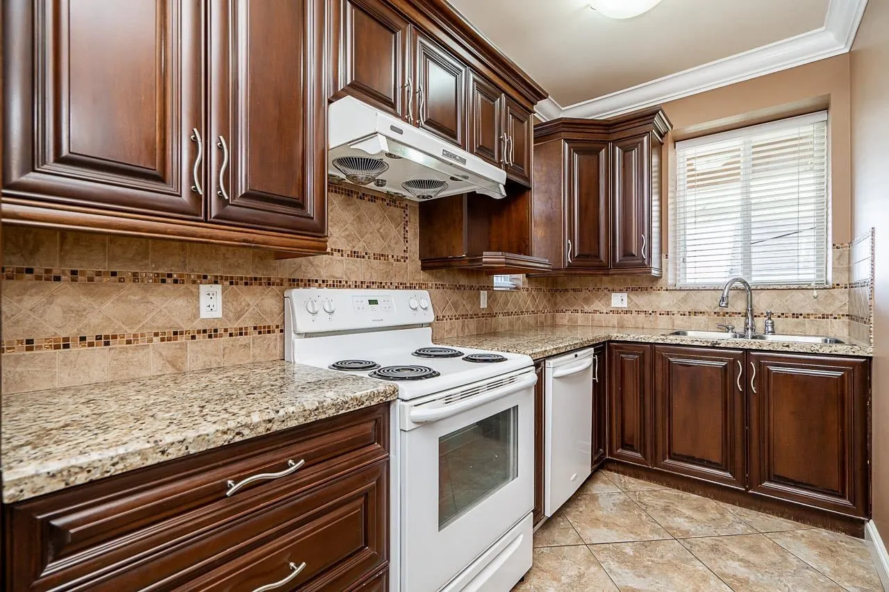 31018 Upper Maclure Road